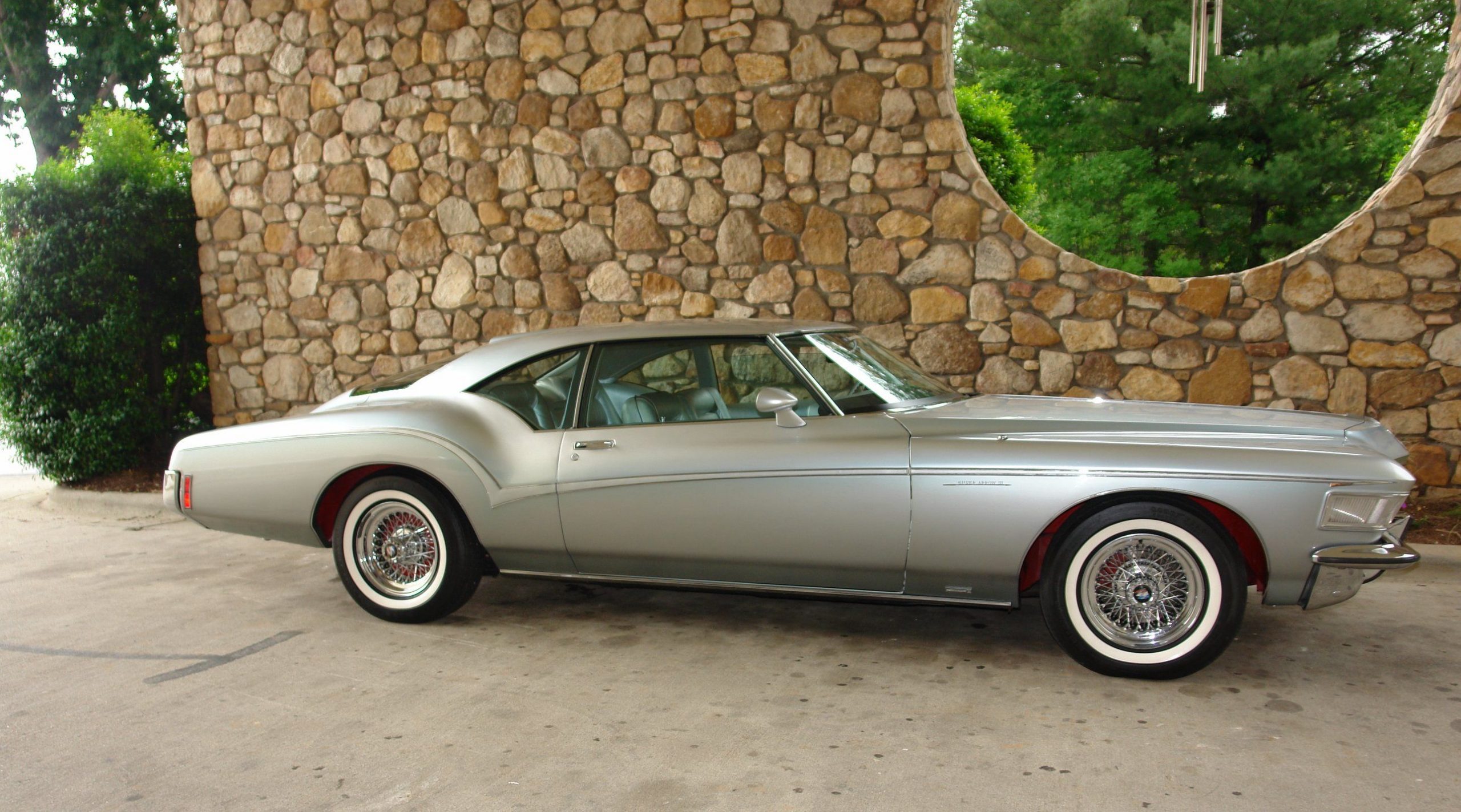 Buick Riviera Silver arrow 1972