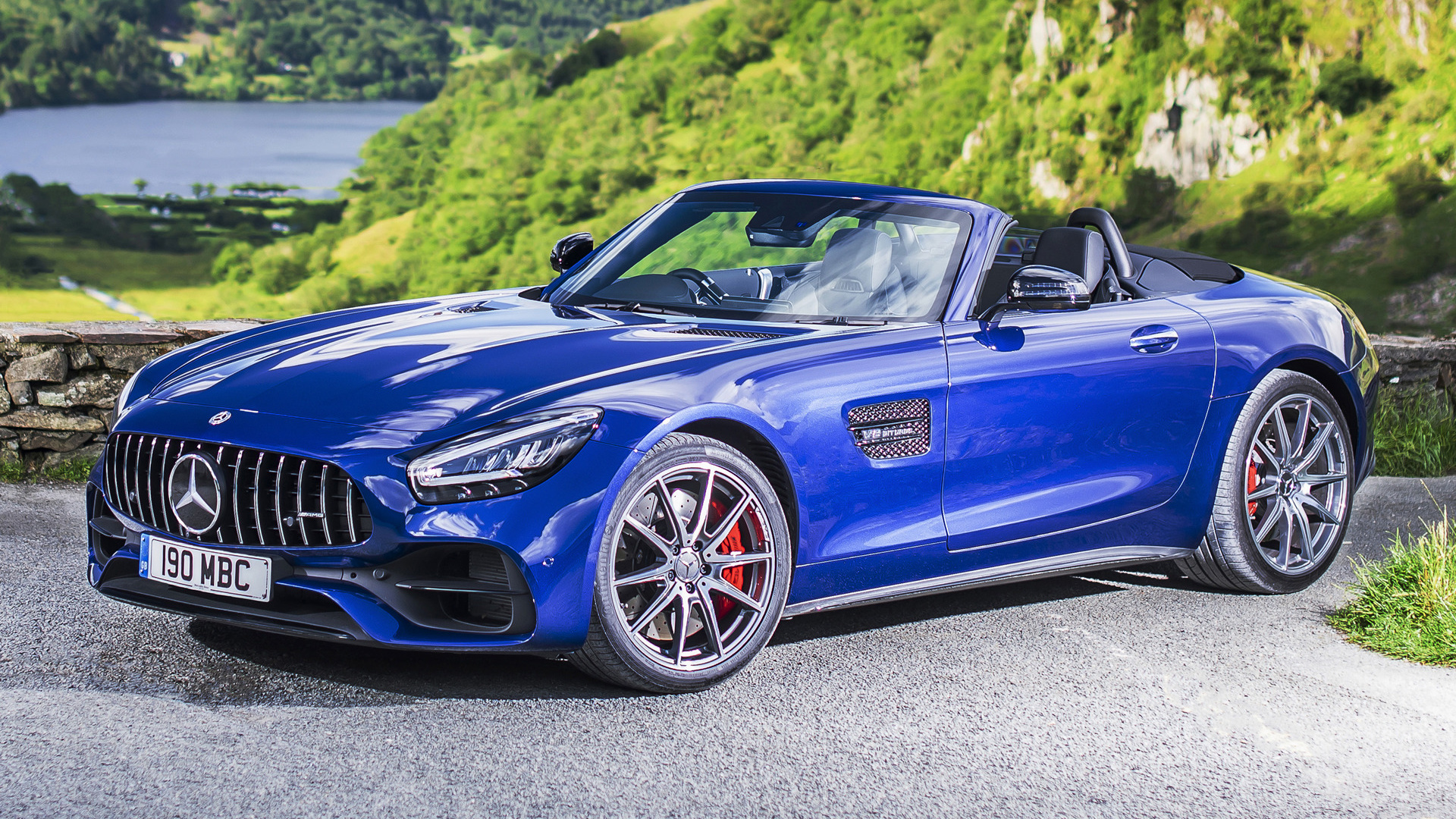 2019 Mercedes AMG GT S Roadster