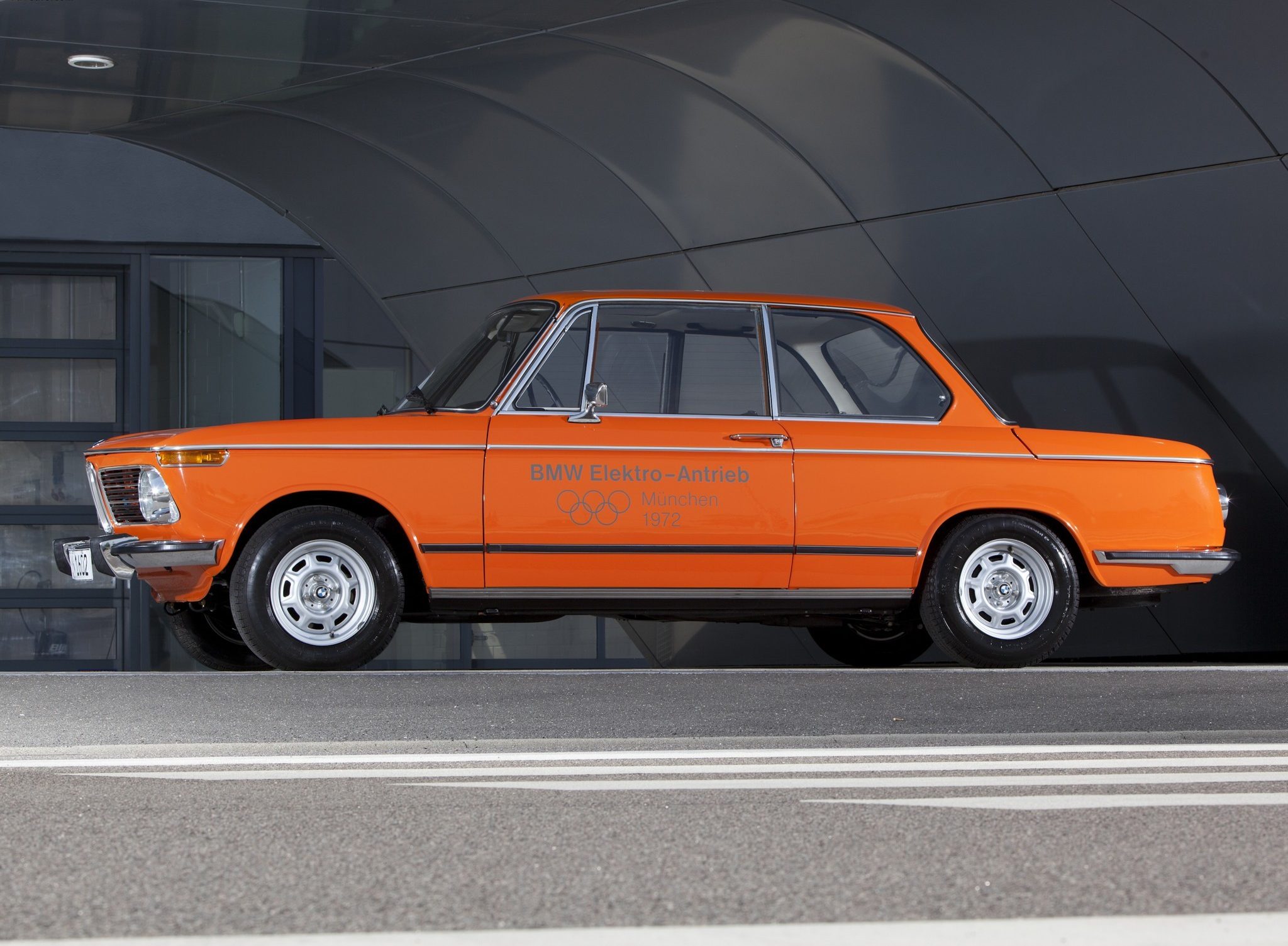 1966 BMW 02 Series Wallpapers | SuperCars.net