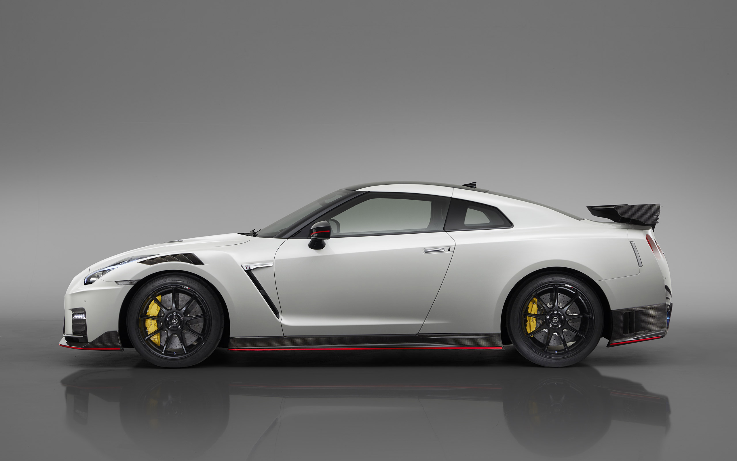 2023 Nissan GT-R pricing starts at $116,040