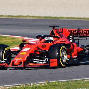 Ferrari SF90