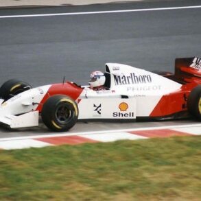 McLaren MP4_9