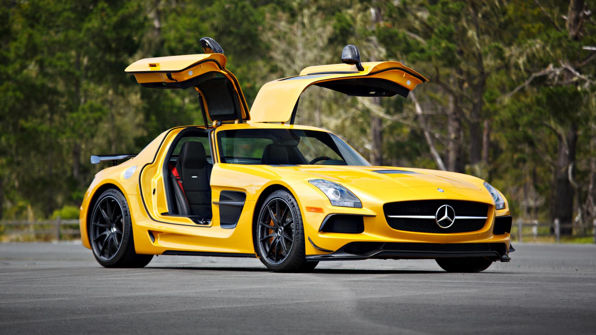 Мерседес бенц слс цена. Мерседес СЛС АМГ. Мерседес SLS AMG 2023. Мерседес Бенц СЛС АМГ 500. Мерседес СЛС АМГ Блэк Сериес.