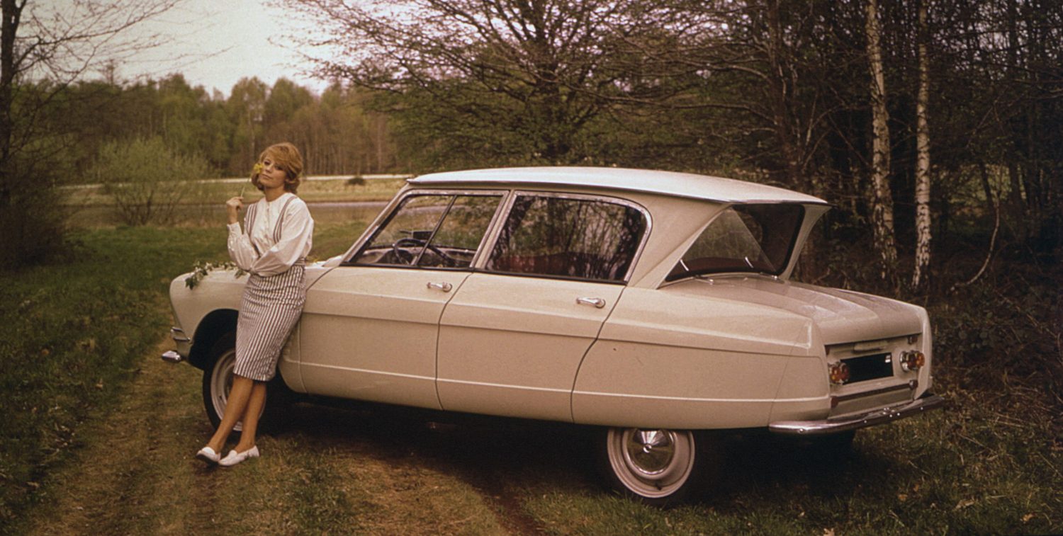 amiページ Men's Alpaca/Mohair Grey Argyle Cardigan Sweater by AMI