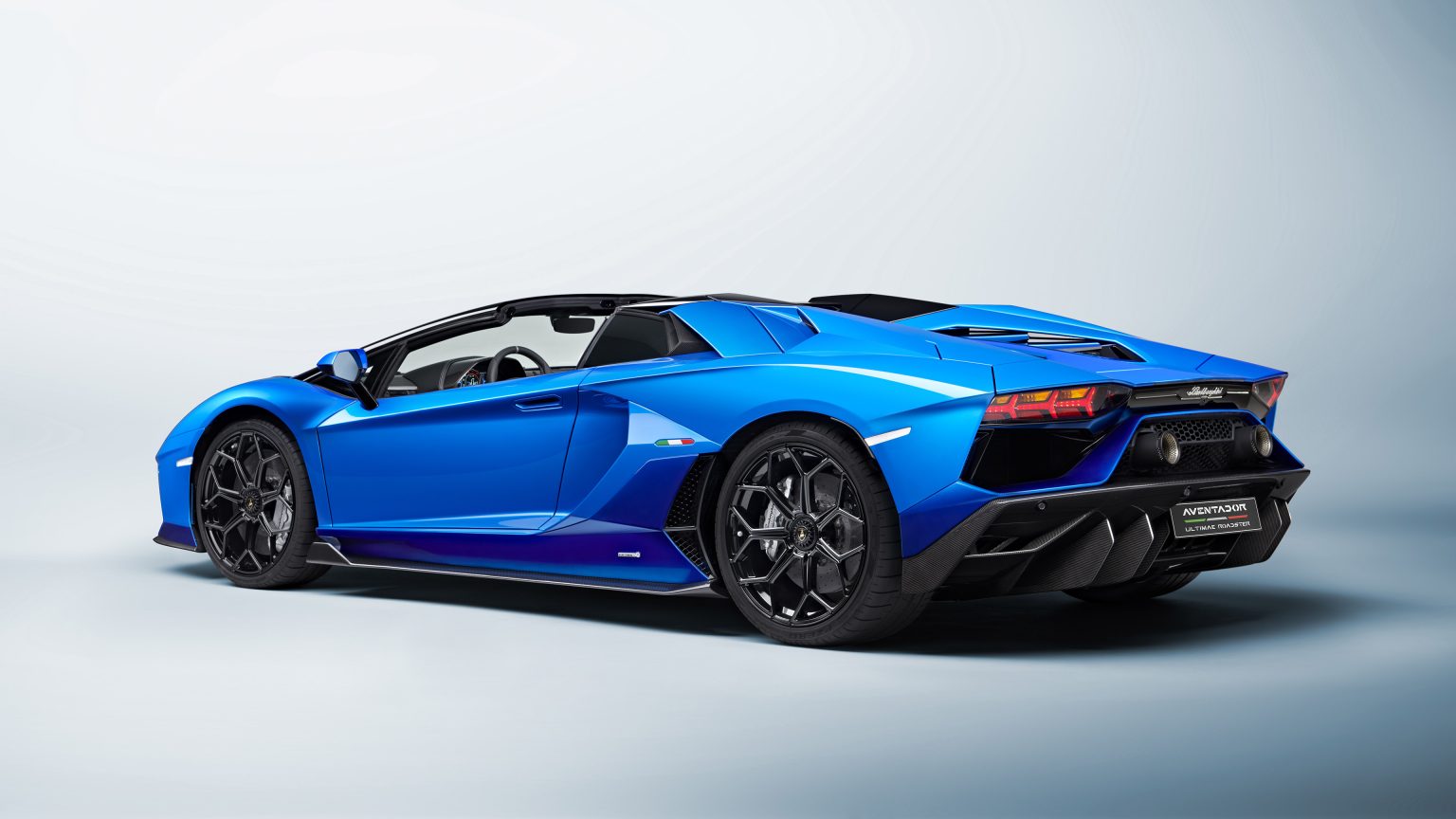 2022 Lamborghini Aventador LP780 4 Ultimae Roadster