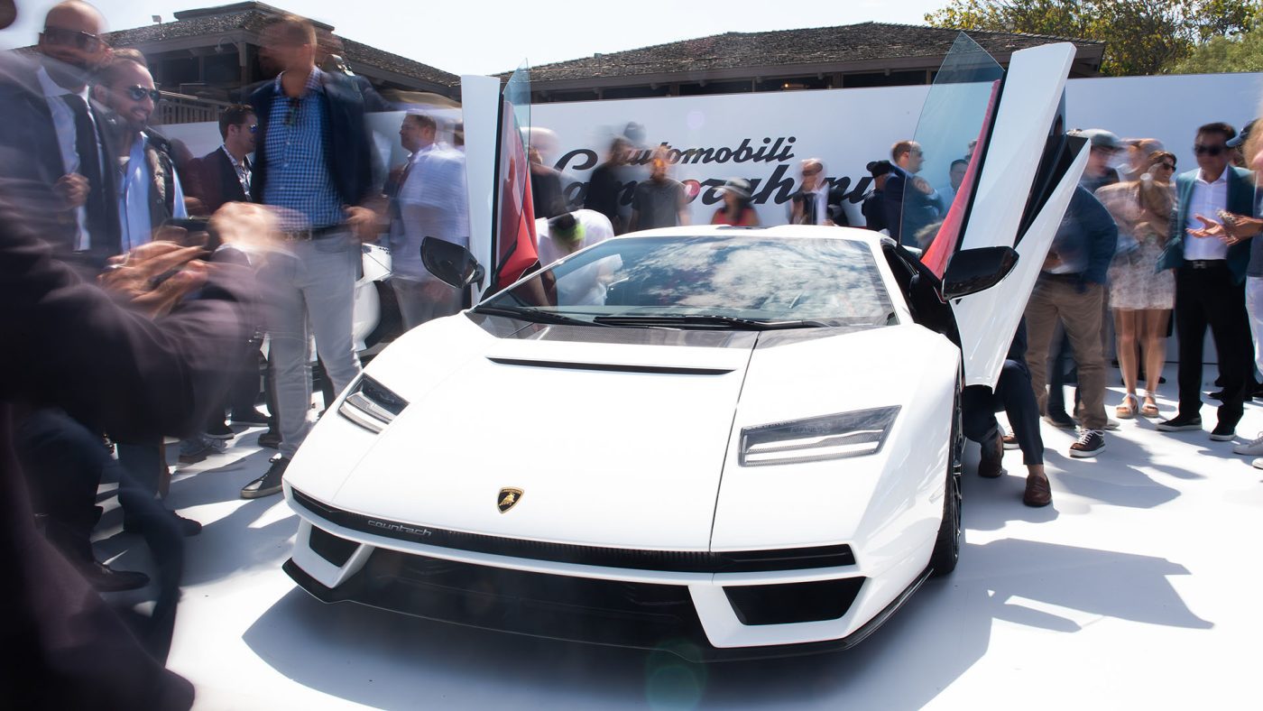 Lamborghini unveils the Countach LPI 800-4