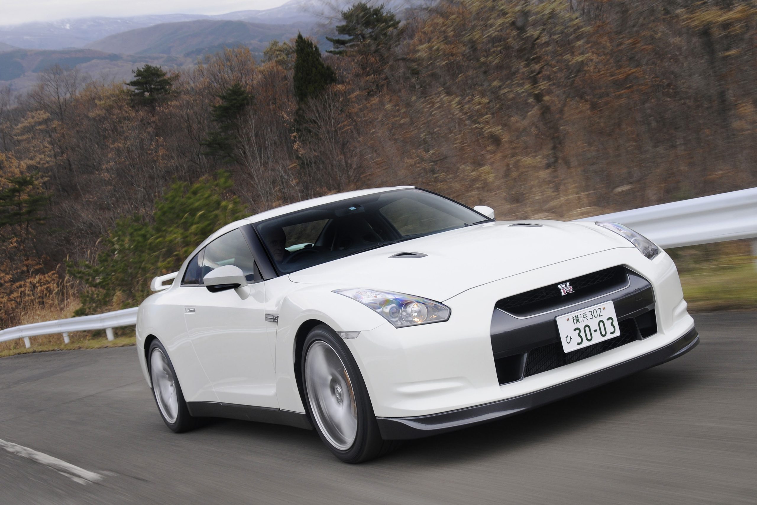 The Nissan GT-R R36 Facelift - Driving Experiences from the UKs No.1