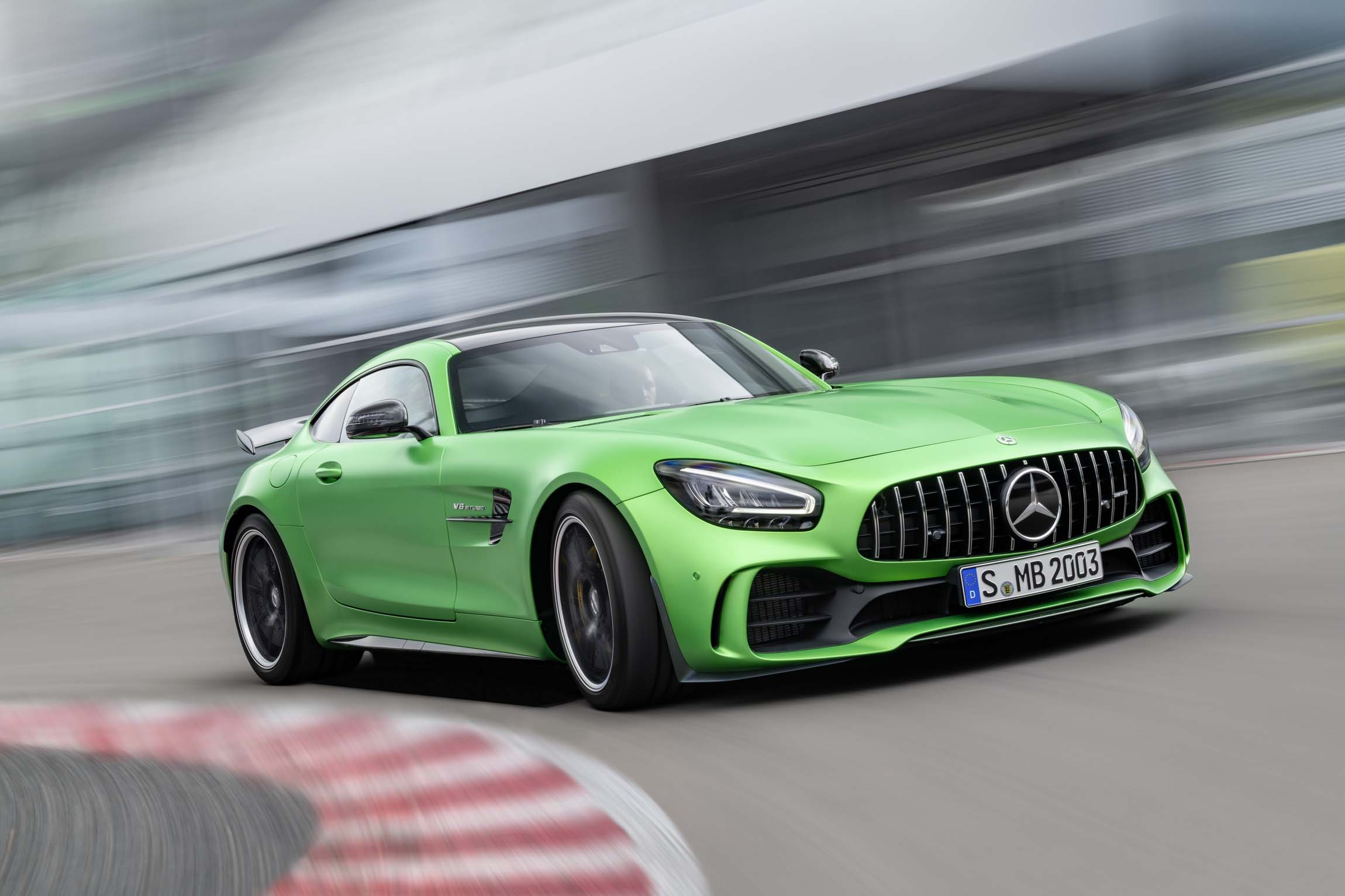 Mercedes-AMG GT R