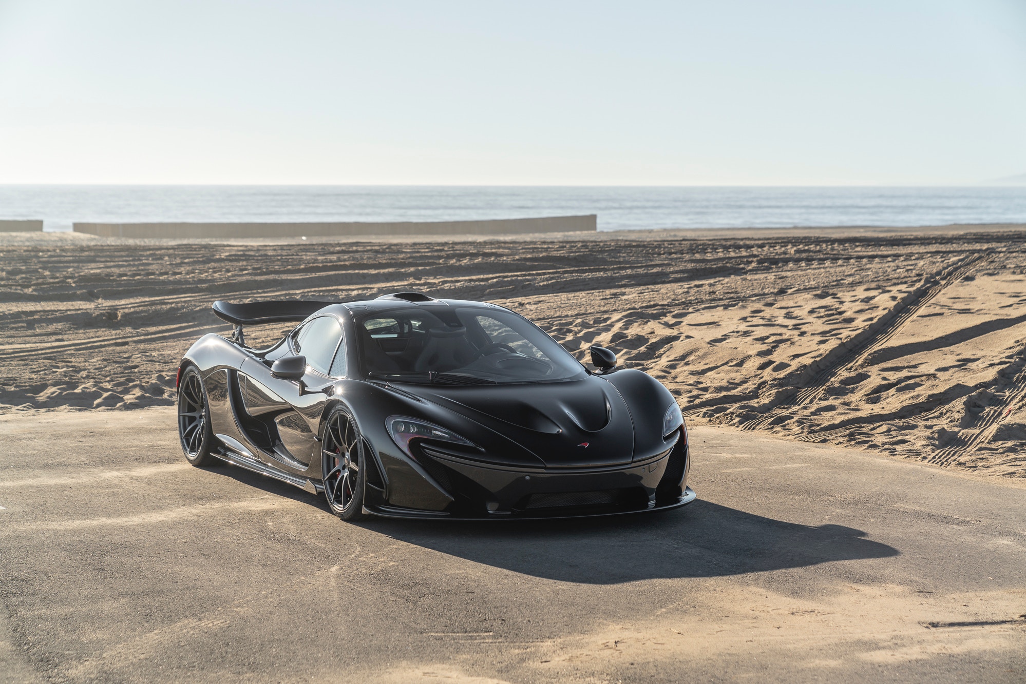 2015 McLaren P1