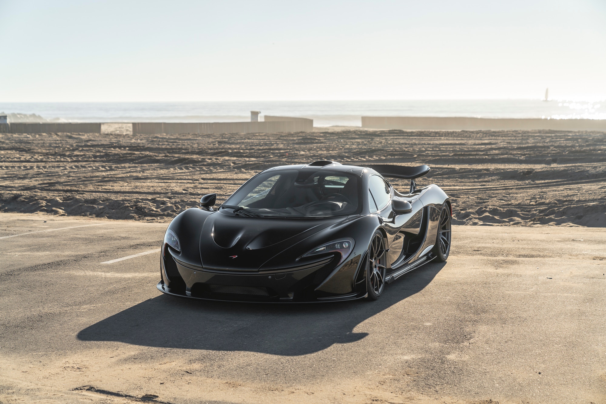 2015 McLaren P1