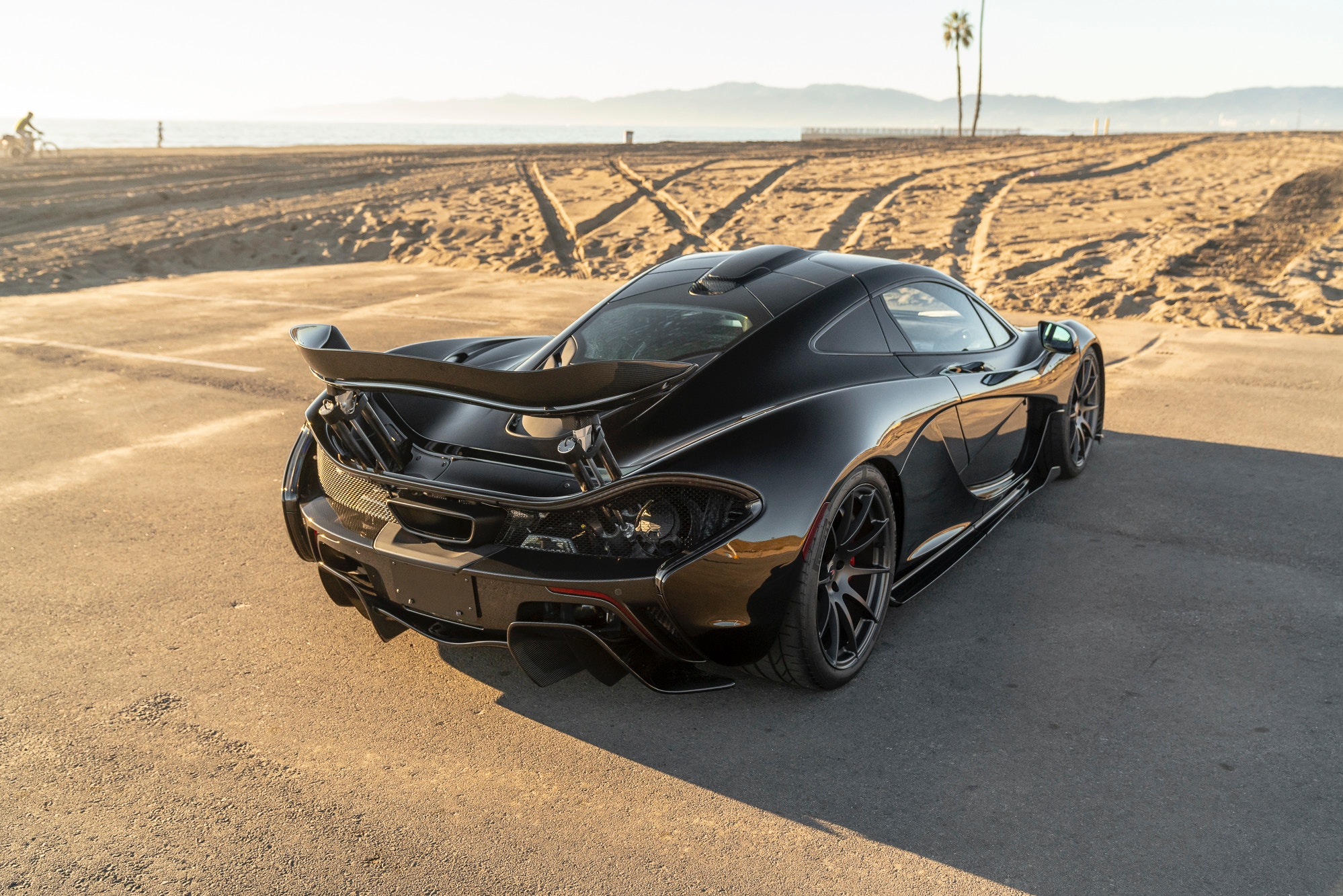 2015 McLaren P1