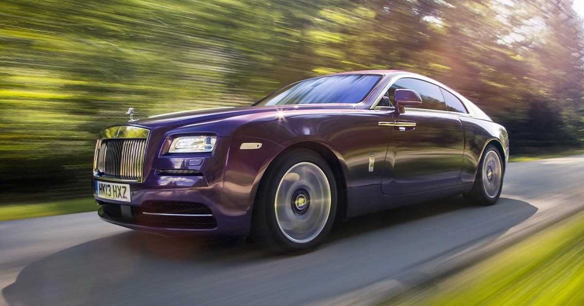2022 purple Rolls Royce Wraith at high speed