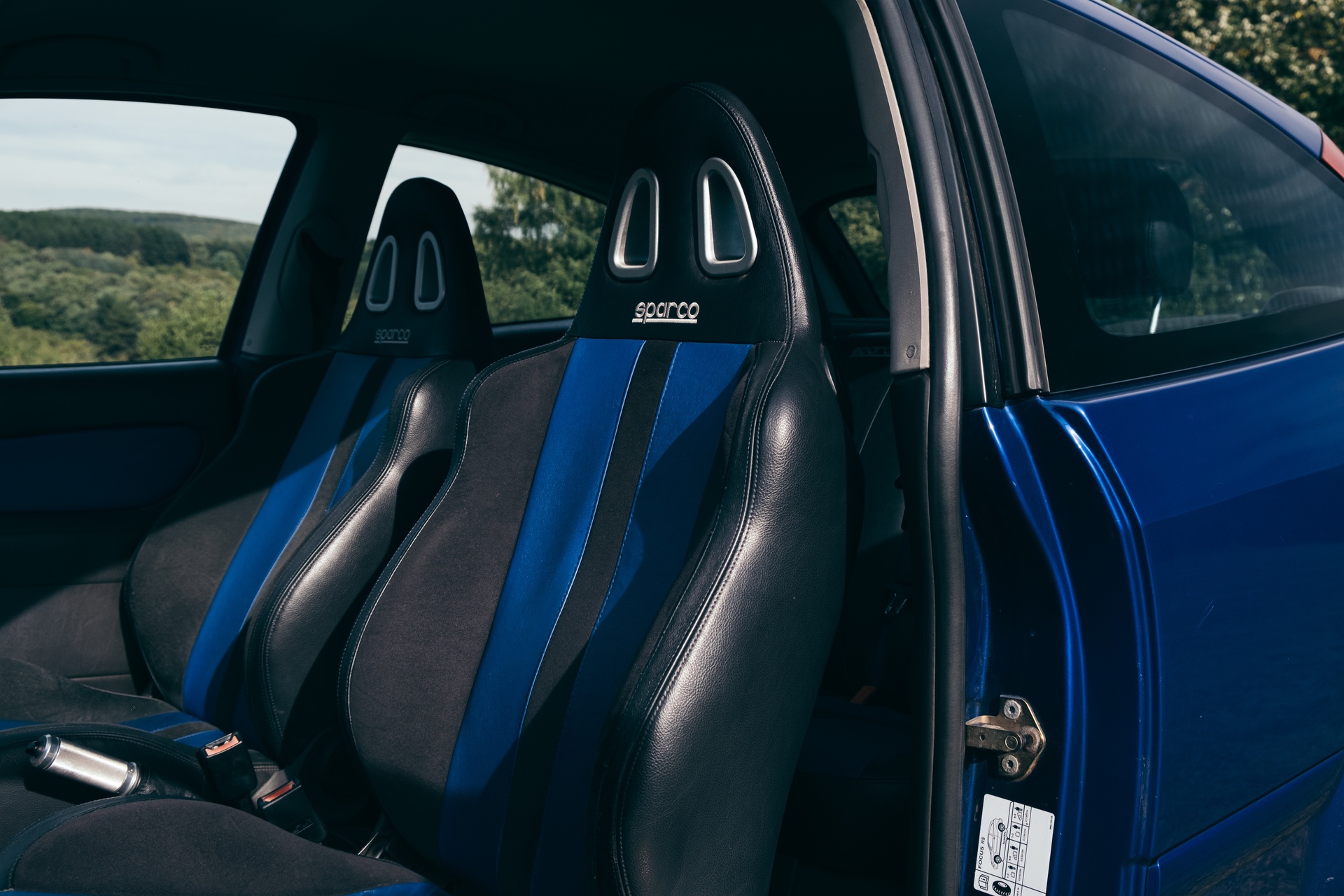 Sparco bucket seats in Ford Focus RS