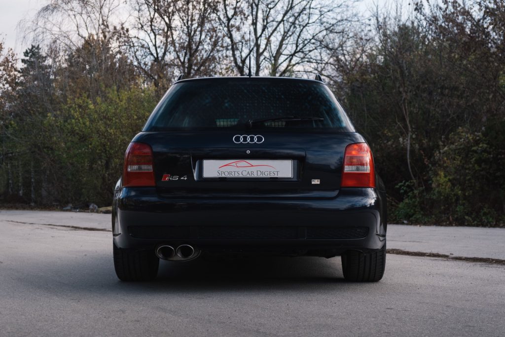 [In-Depth Review] Audi RS4 B5