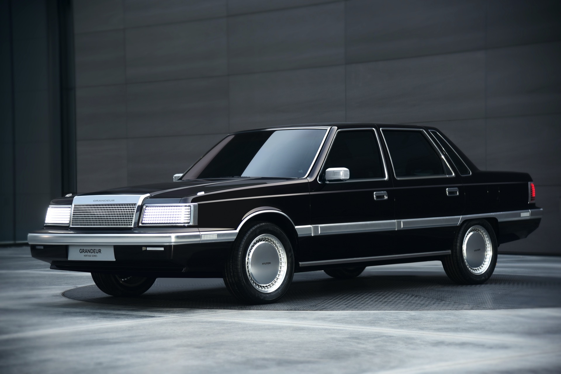 Hyundai Grandeur EV Restomod