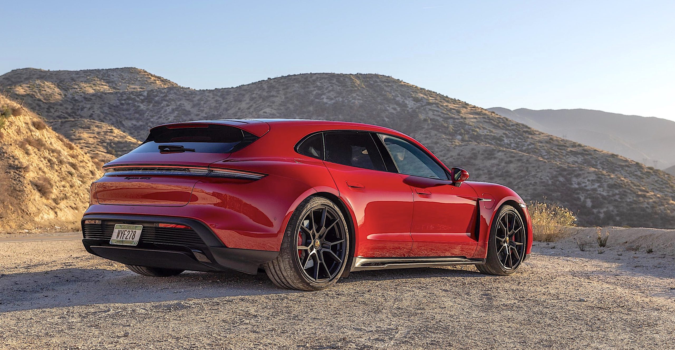 2022 Porsche Taycan GTS Sport Turismo