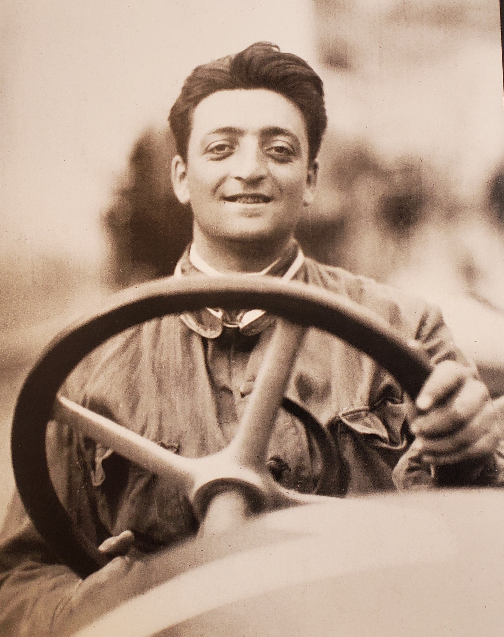 Enzo Ferrari человек