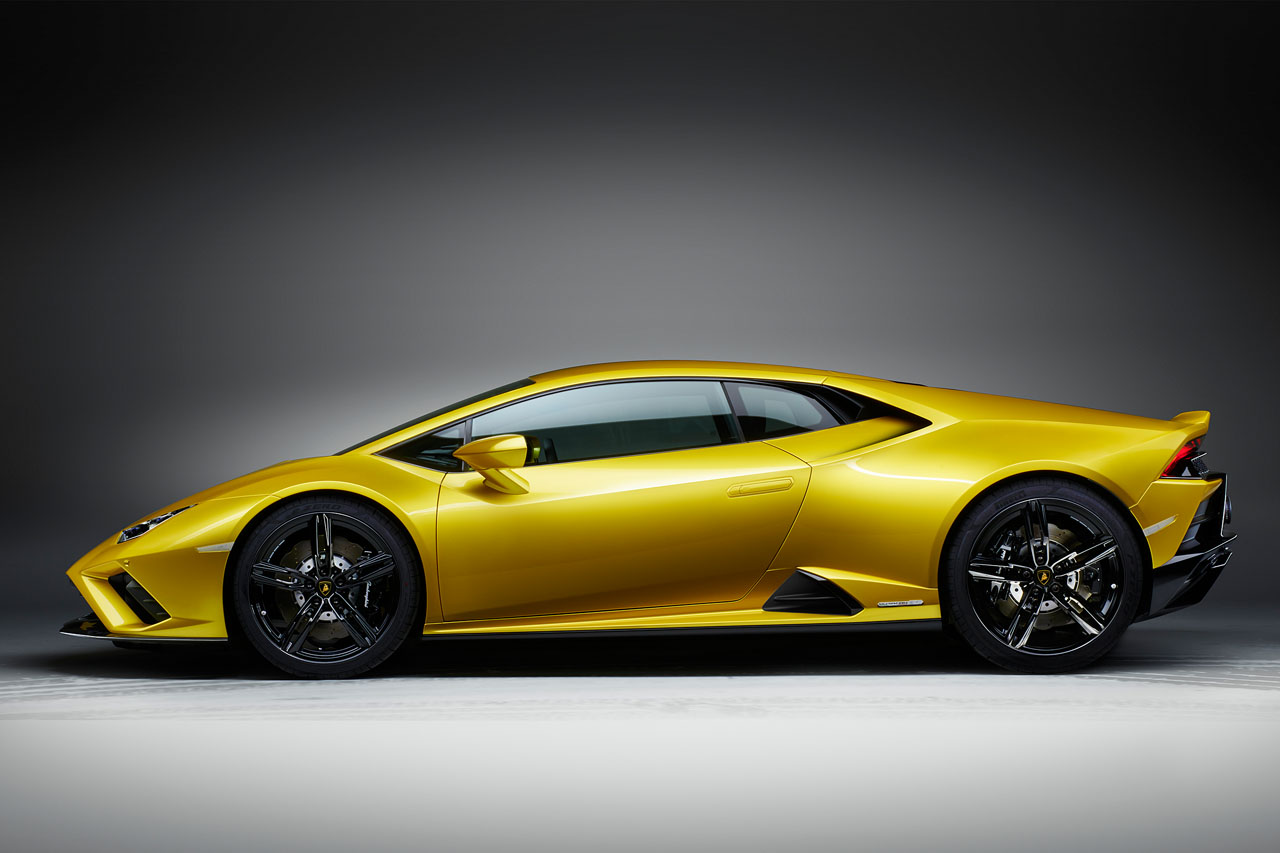 2022 Lamborghini Huracan EVO RWD