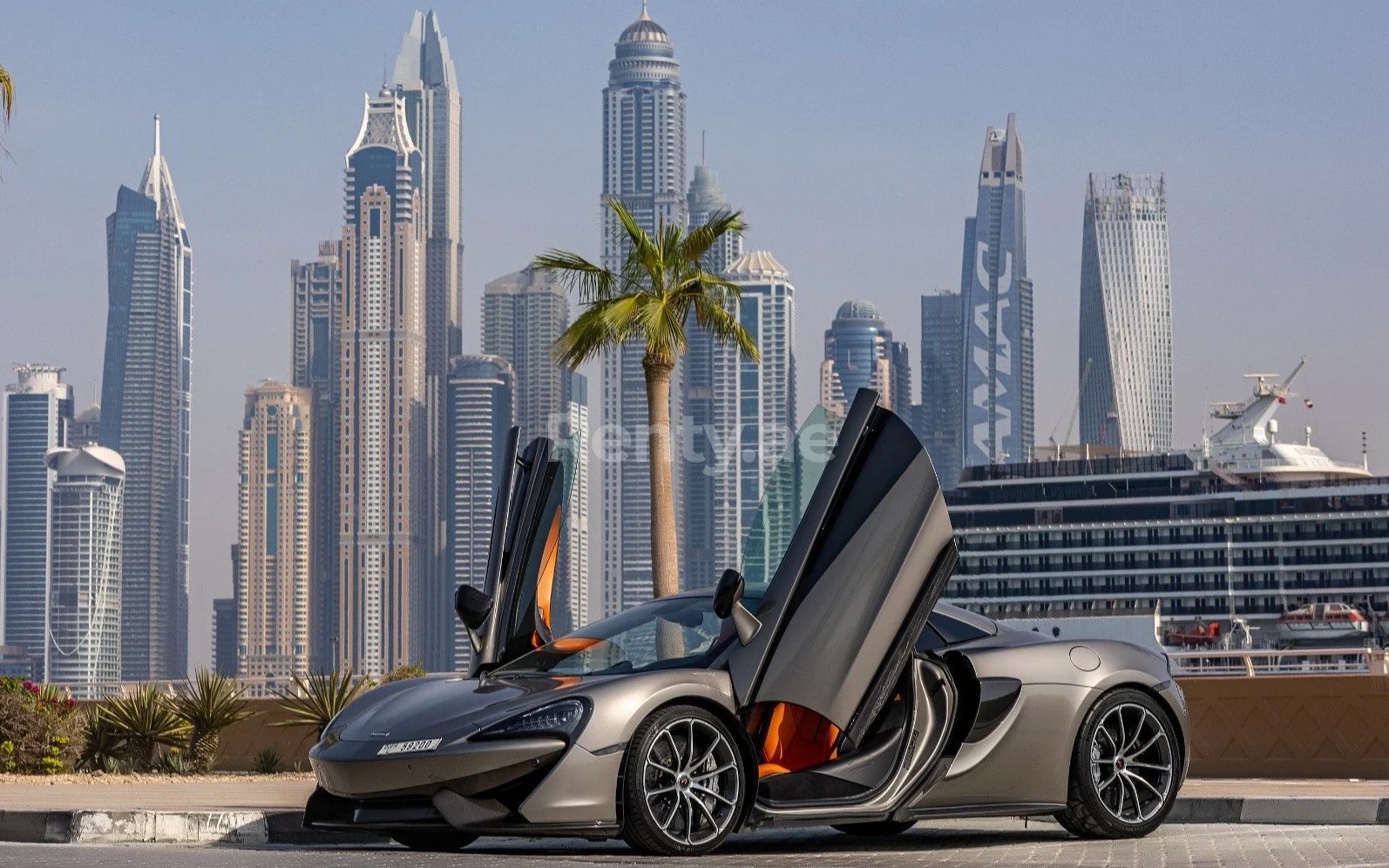 McLaren 570S in Dubai