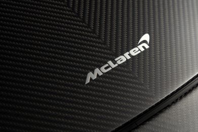 McLaren Logo from naked carbon 765LT