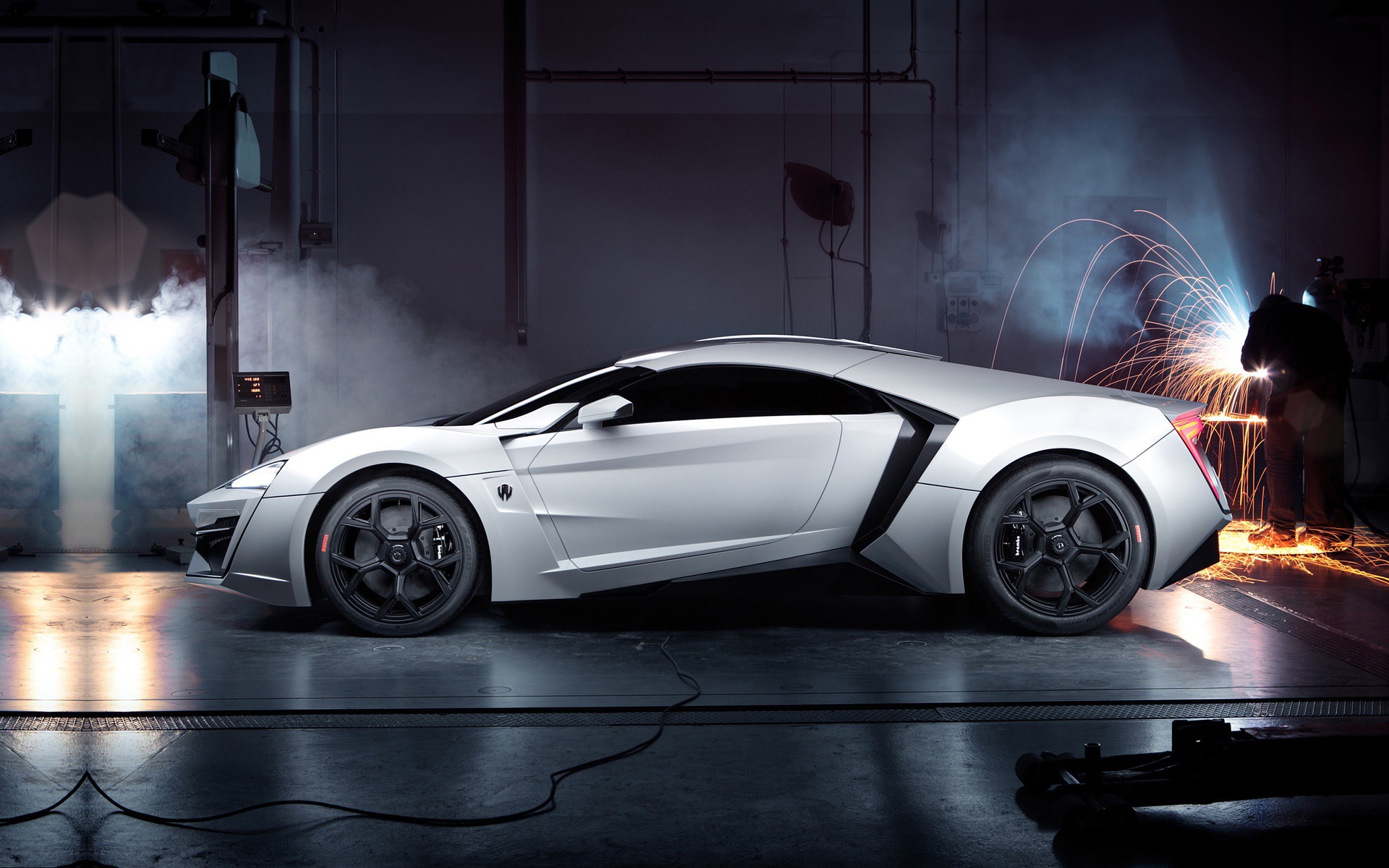 W Motors Lykan Hypersport