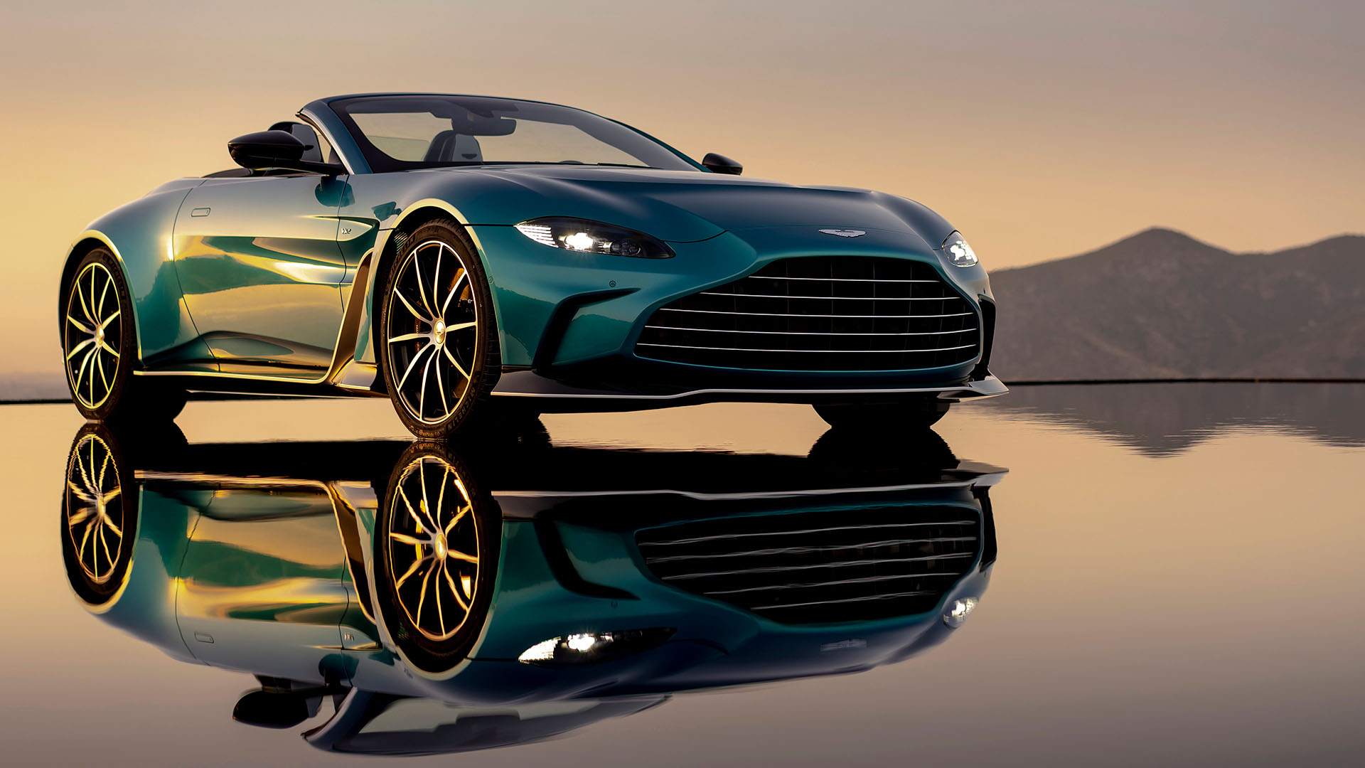 Options for Aston Martin Valkyrie include track pack, exposed carbon