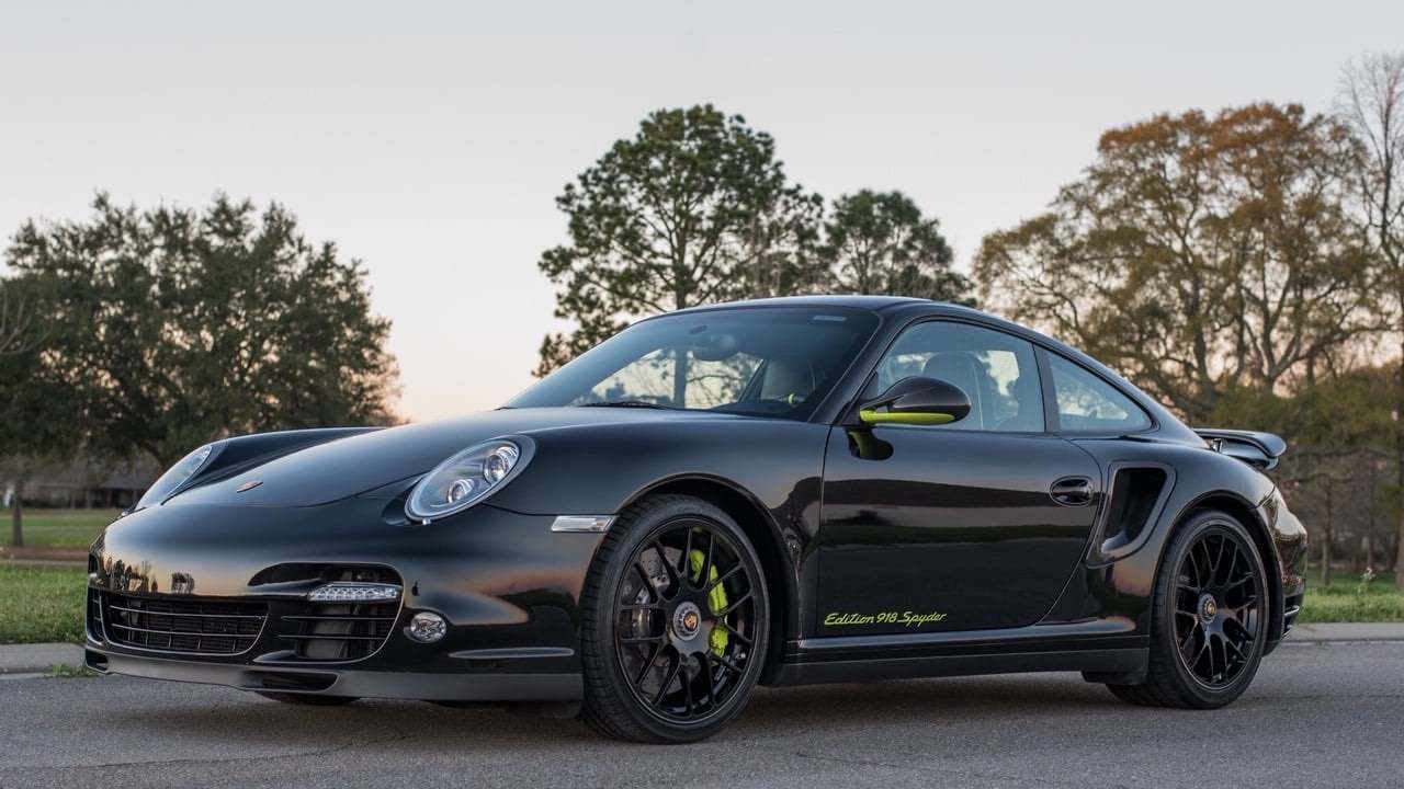 Porsche 911 Turbo S Edition 918 Spyder