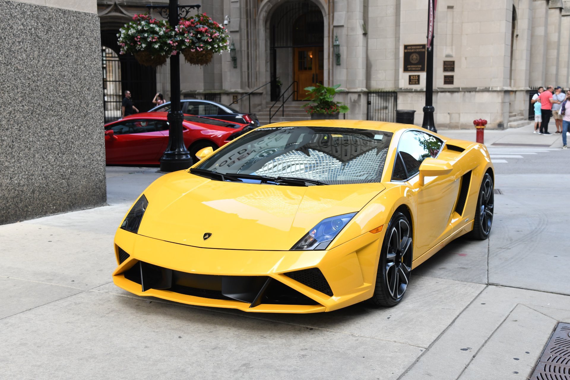 By 2013, the Gallardo had morphed into this