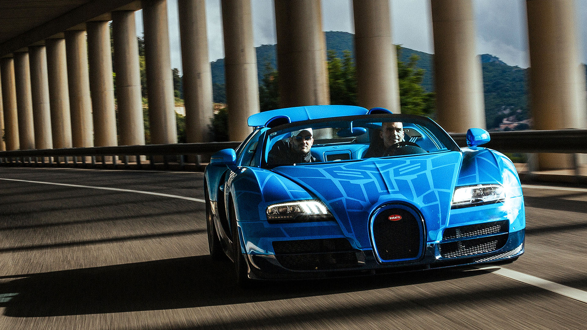 Bugatti Grand Tour explores Sardinia