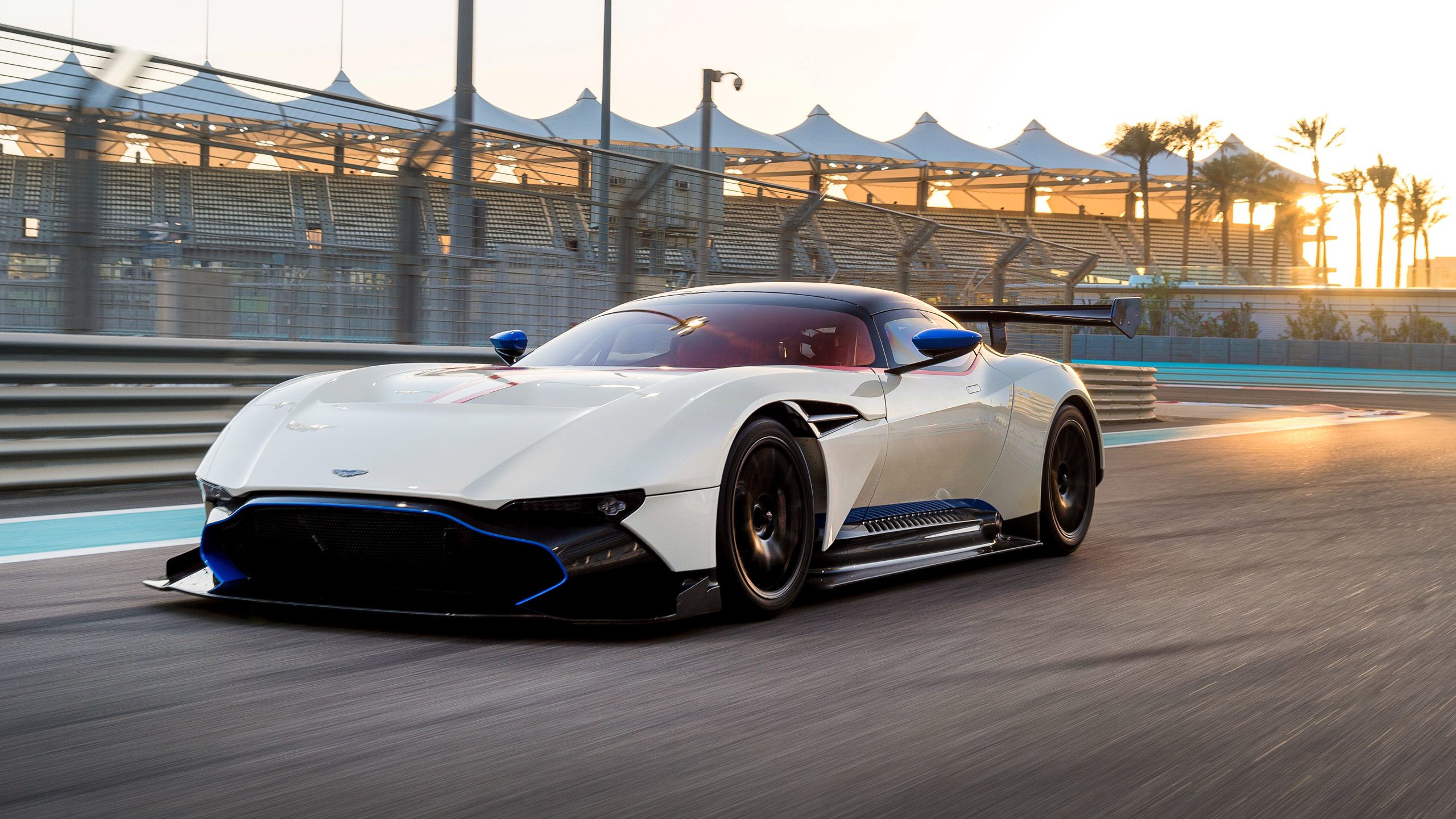 Stereotype tvetydigheden spørge Car Of The Day: 2015 Aston Martin Vulcan | Supercars.net
