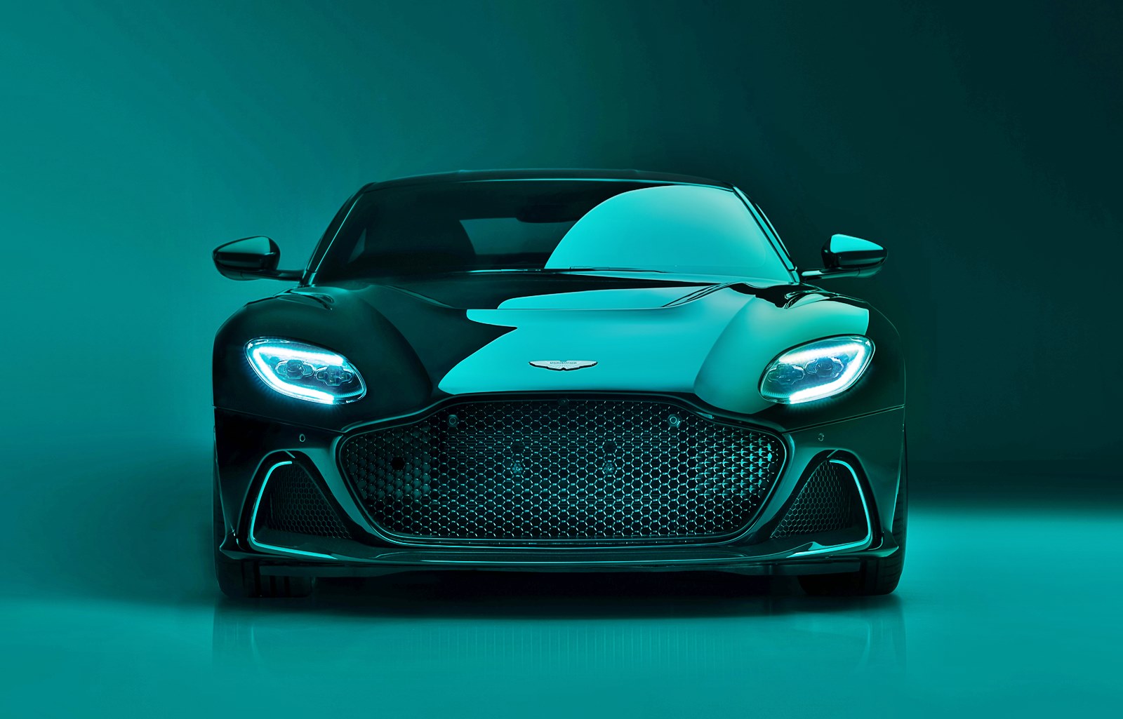 Front view of the Aston Martin DBS 770 Ultimate
