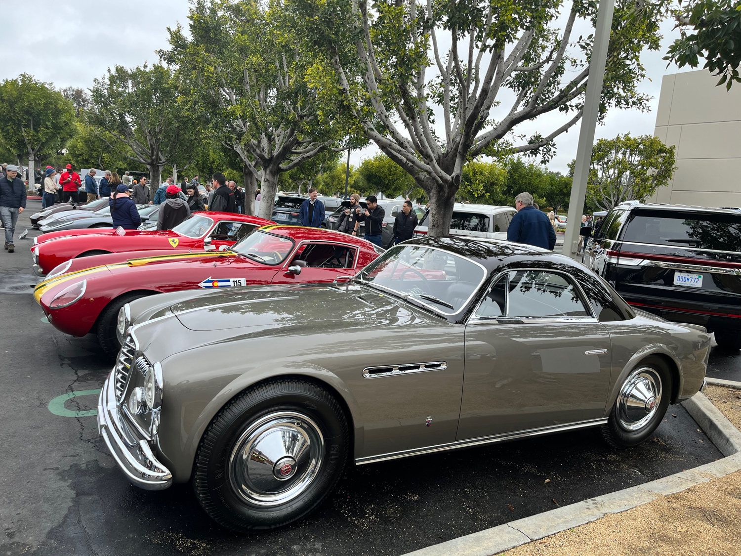 Lattes & Lincolns Photo Gallery