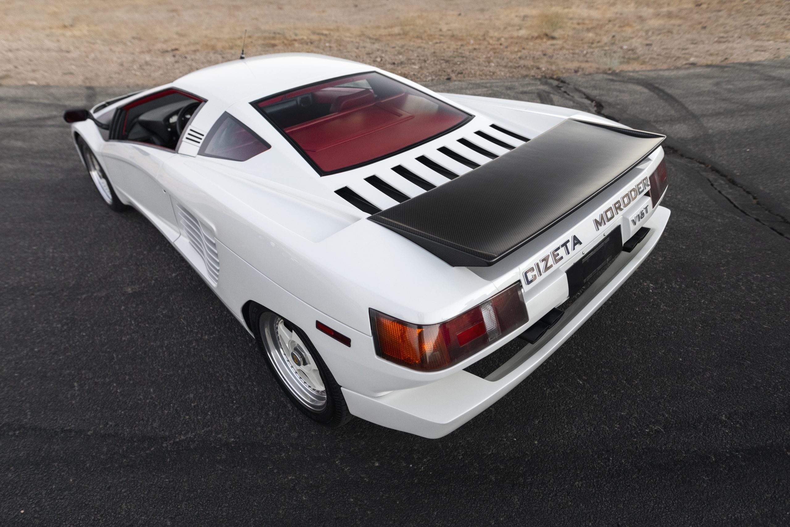 Cizeta v16t фары