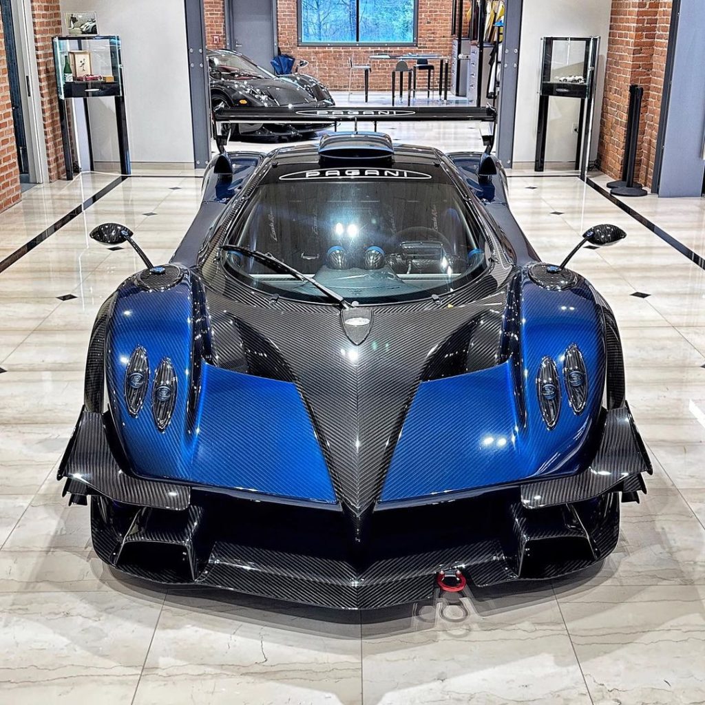 car-of-the-day-2013-pagani-zonda-revoluci-n