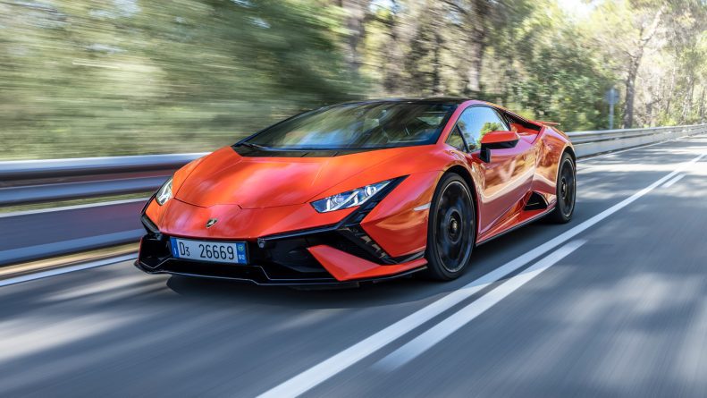 2023 Lamborghini Huracan Prices, Reviews, and Photos - MotorTrend