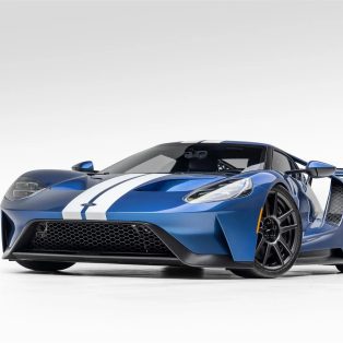 Front-angled view of the 2019 Ford GT finished in Liquid blue and Frozen White stripes.