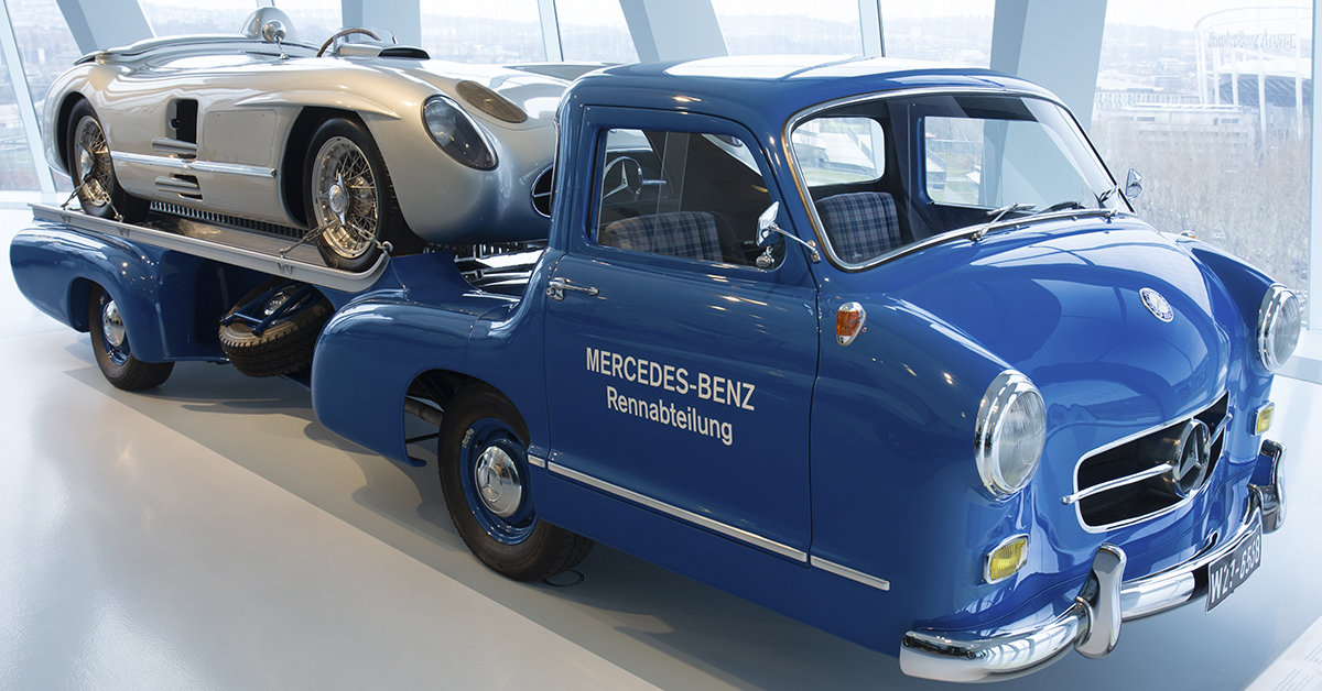 1955 Mercedes Renntransporter Tribute