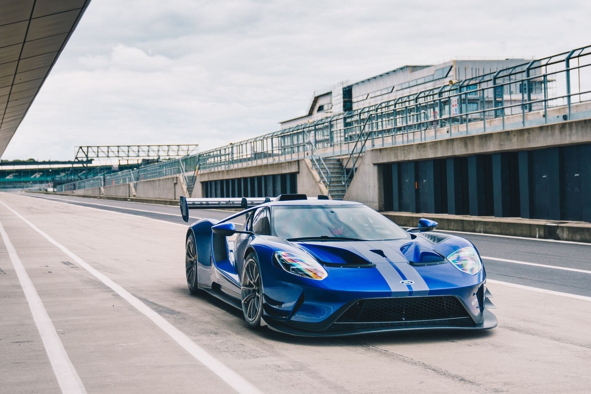 front-angled profile of a blue 2020 Ford GT MK II track-only supercar