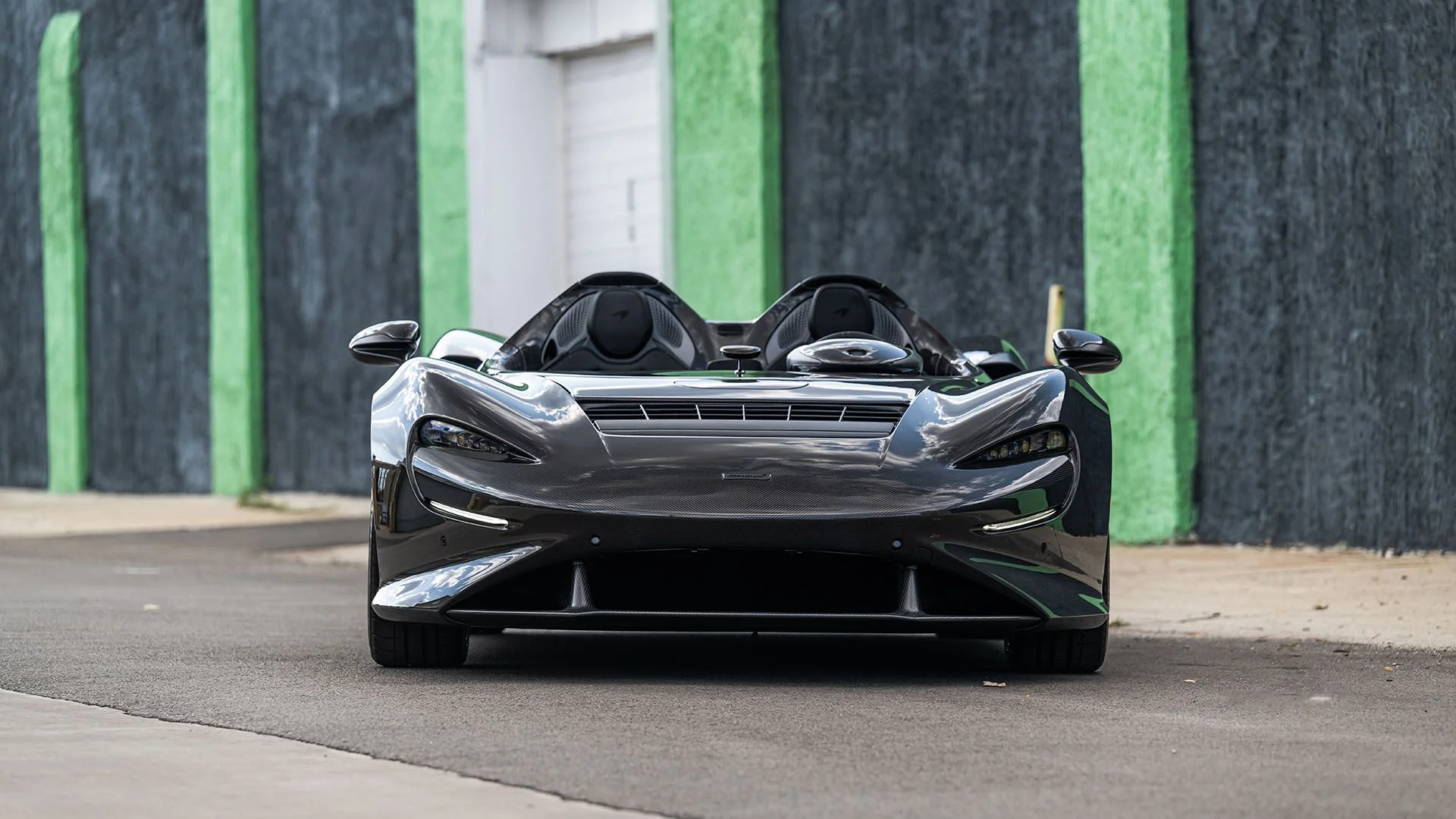 Frontal view of a 2021 McLaren Elva