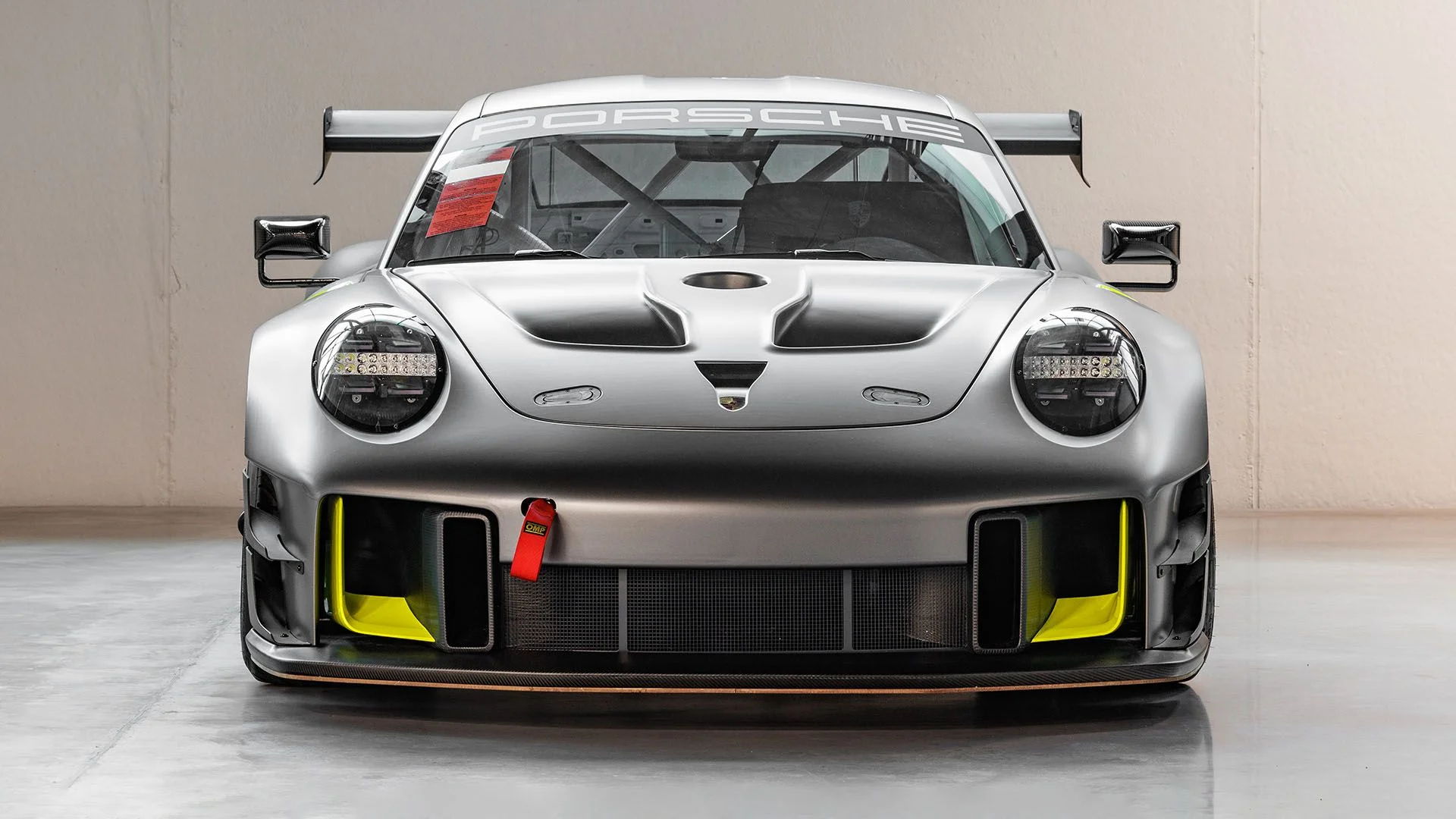 frontal view of the 2022 Porsche 911 GT2 RS Clubsport 25 'Manthey Racing'