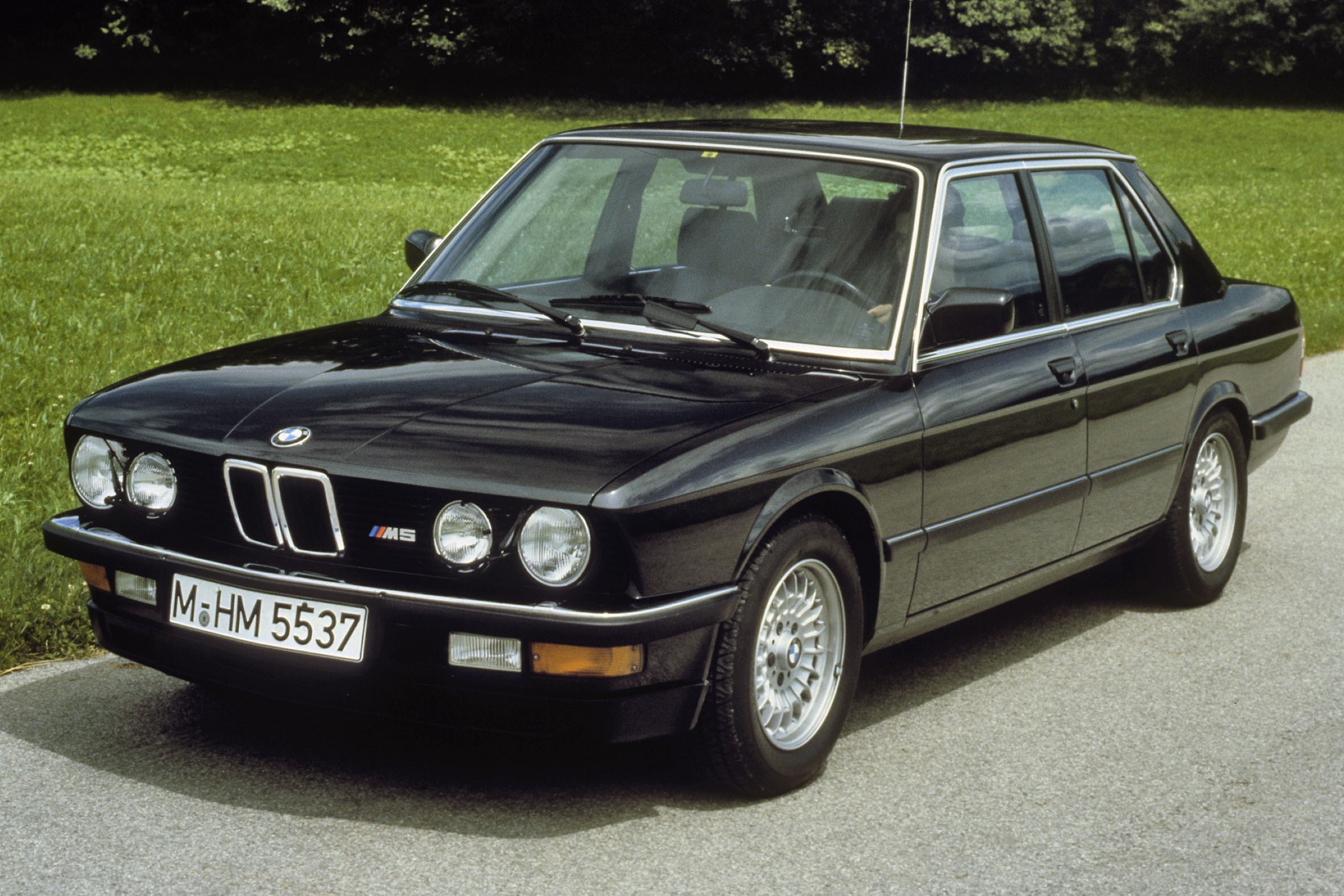 Front-angled view of the 1984 BMW M5 E28