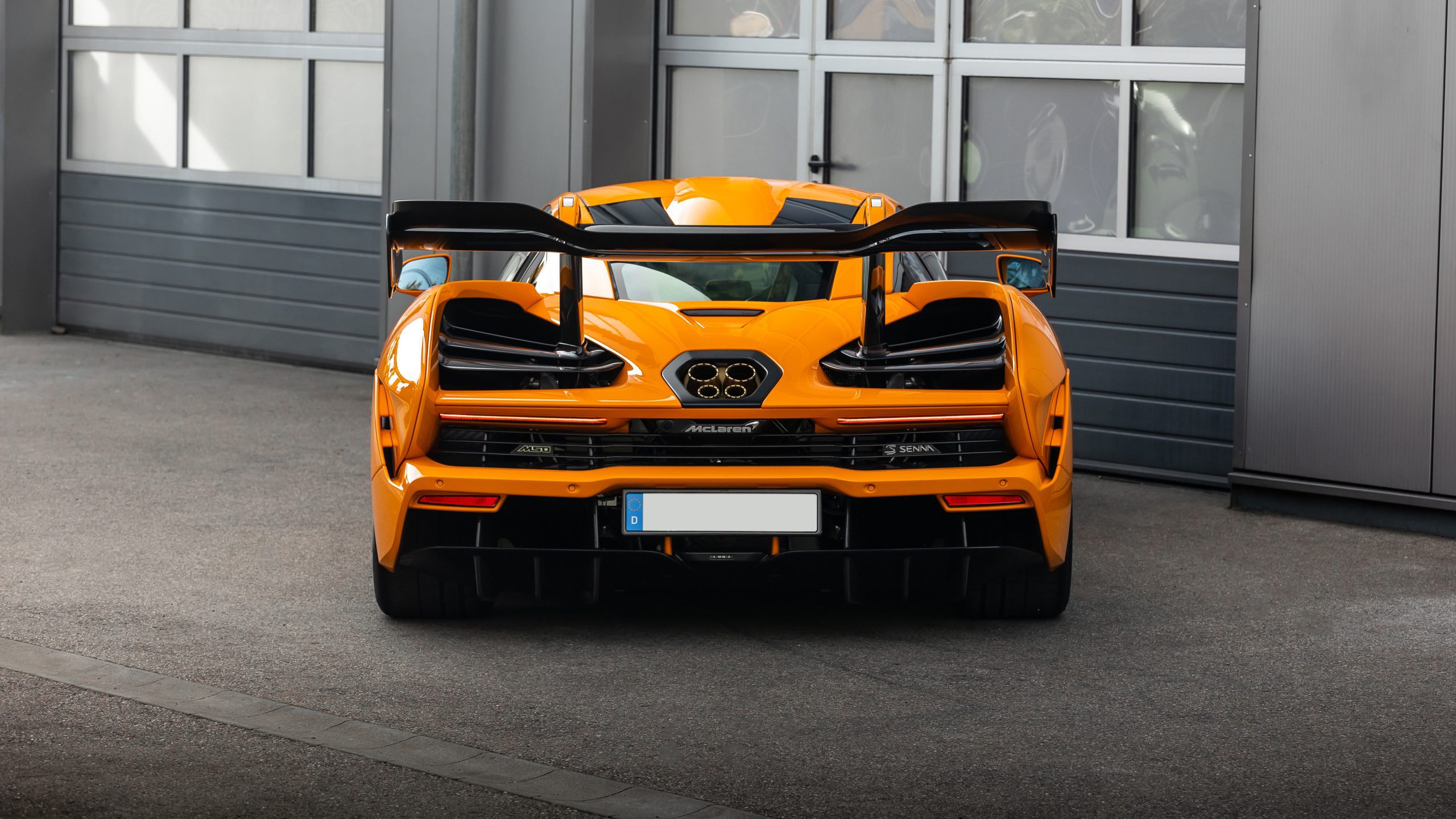 2020 McLaren Senna LM
