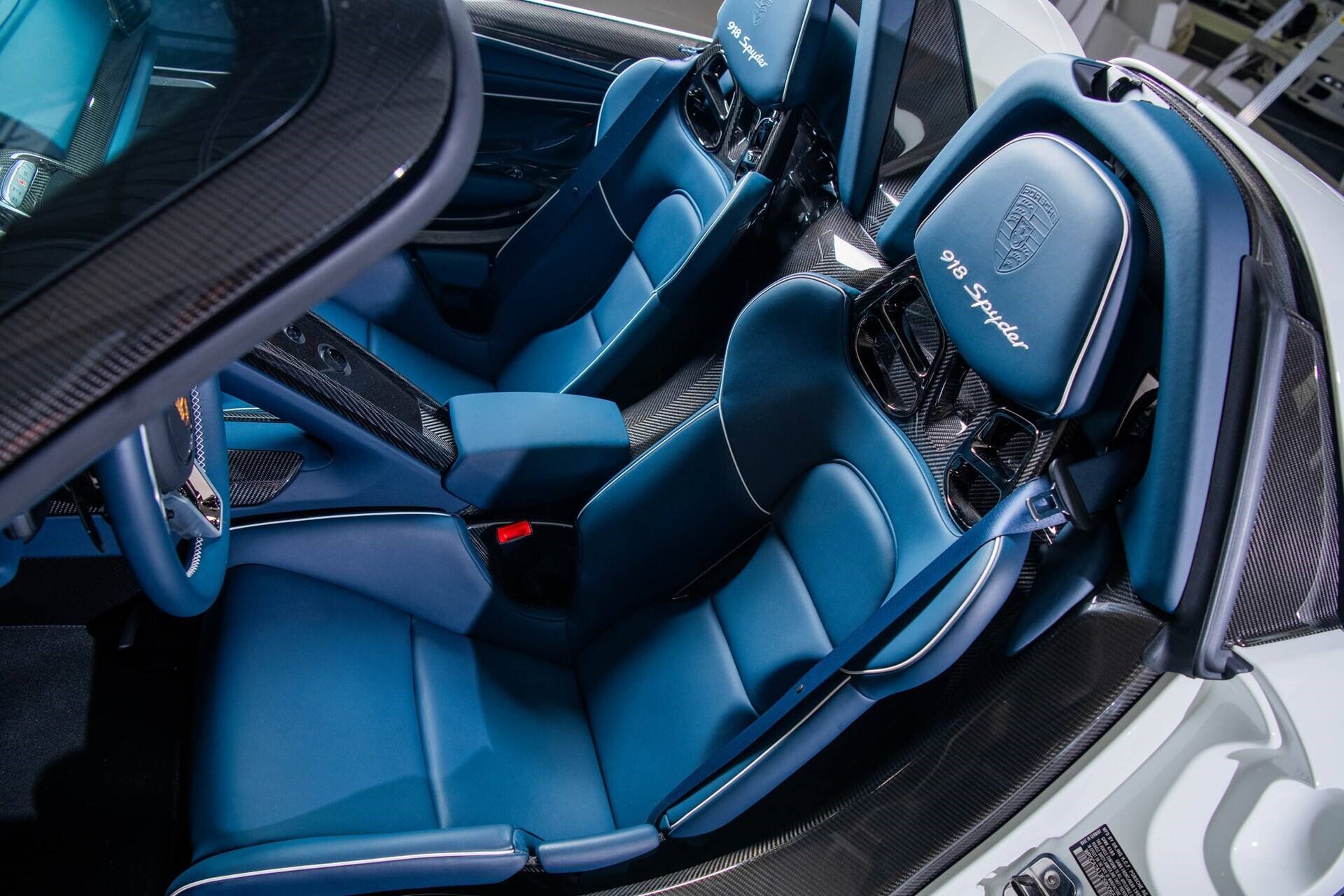 Interior of a white 2015 Porsche 918 Spyder