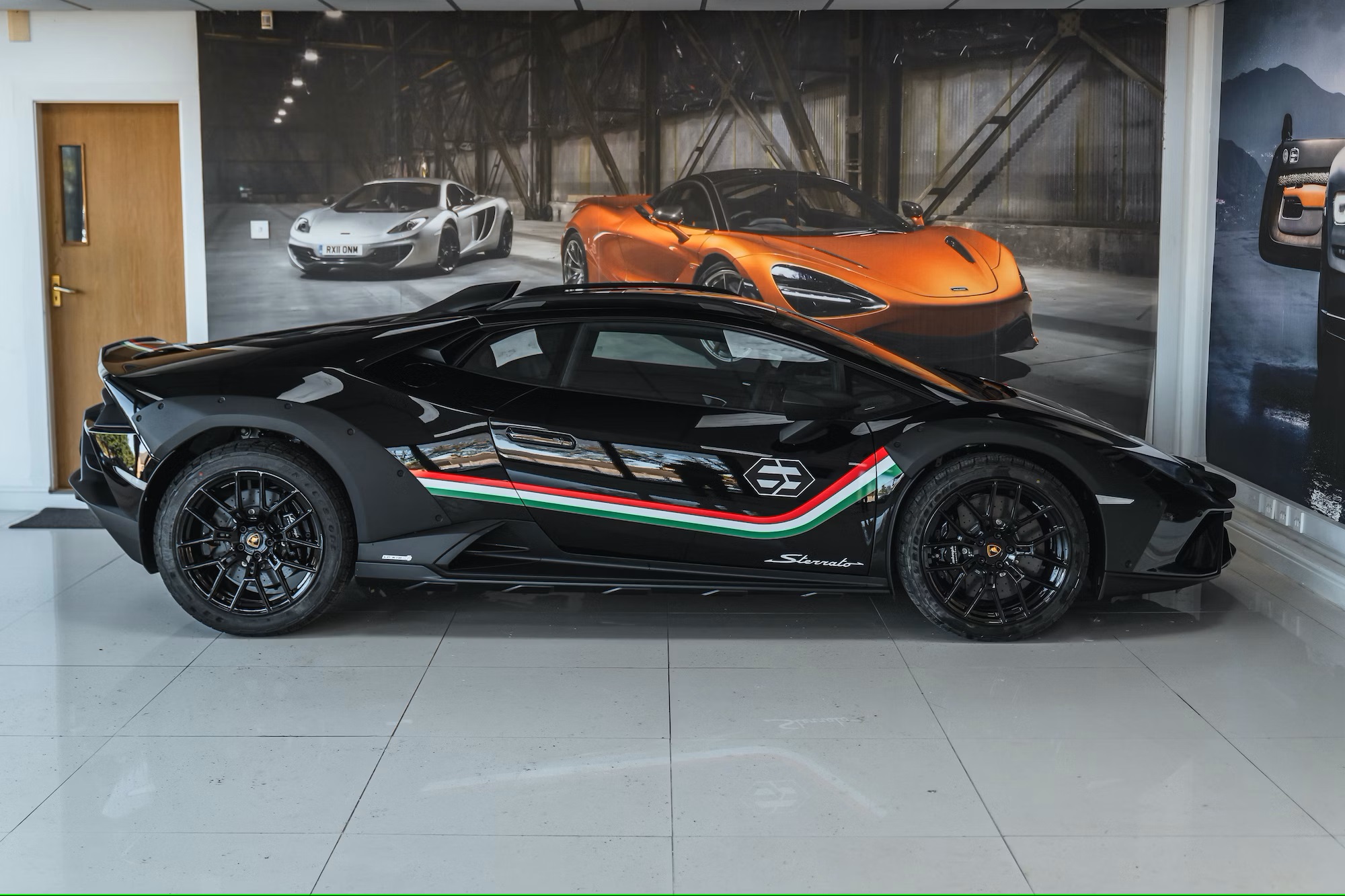 2023 Lamborghini Huracán Sterrato 