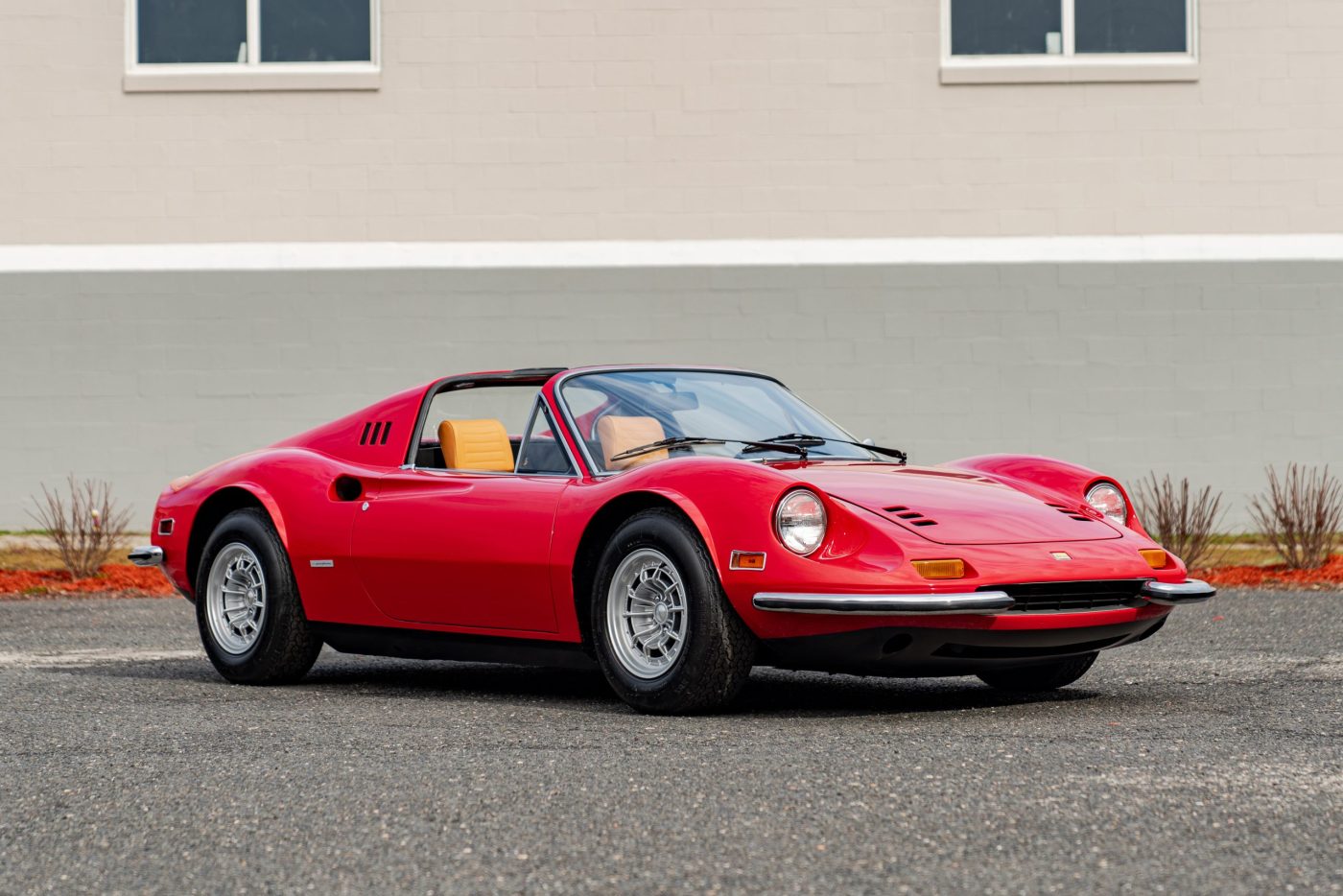 Norev boite prototype décoré à la main par Alain Vavro Ferrari 246 GTS