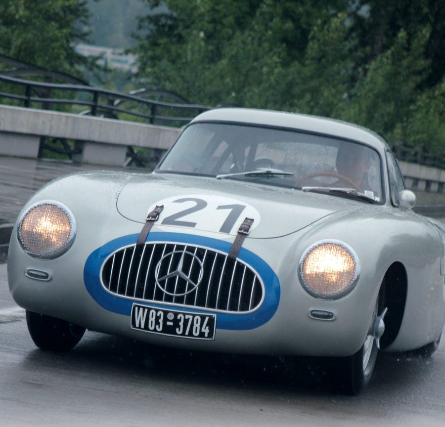 Despite characteristically wet Seattle weather, the 300 SL felt remarkably surefooted and easy to drive. Photo: Casey Annis