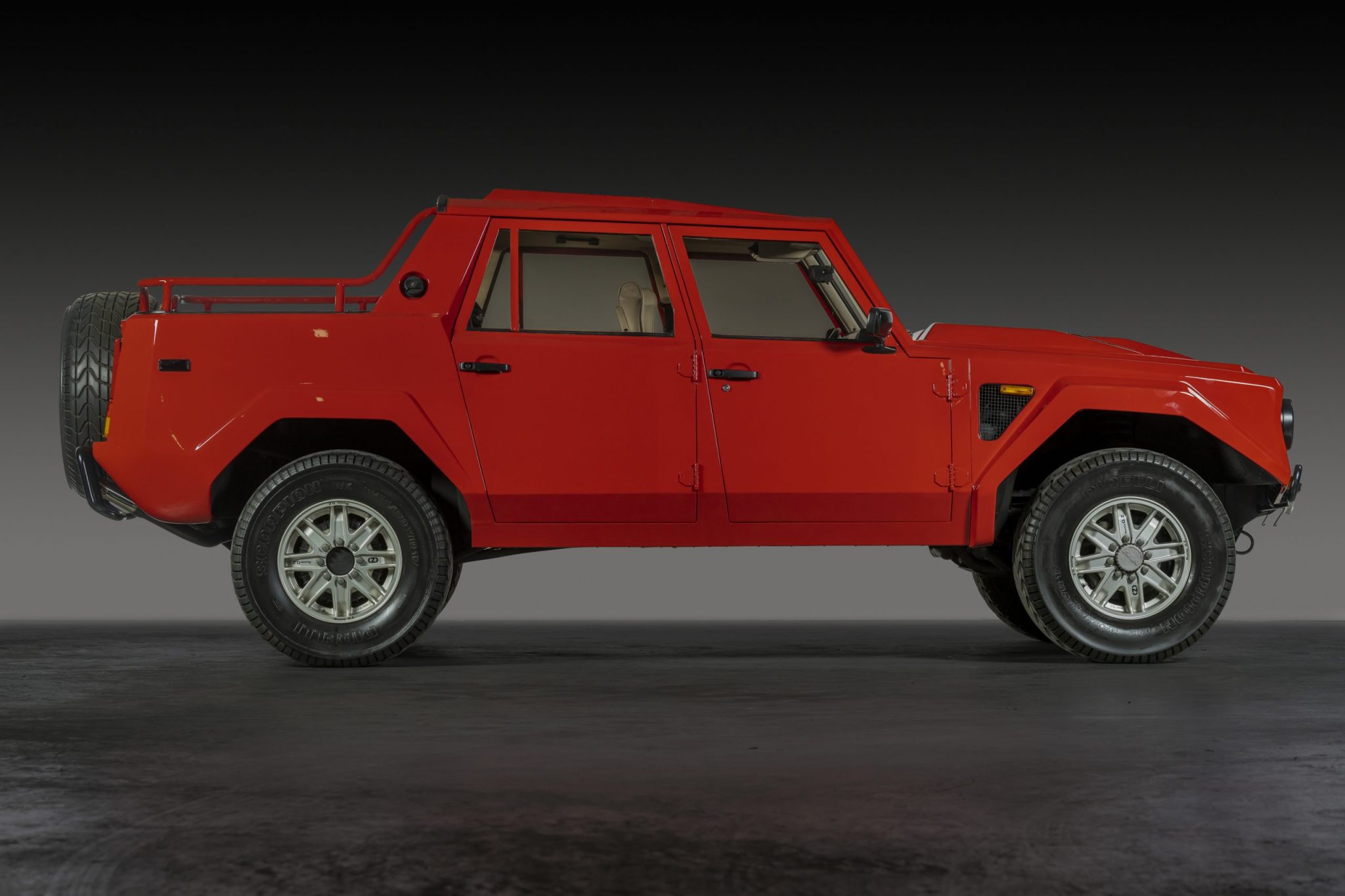 Lamborghini LM002 (1986-1993) - The Ultimate Guide