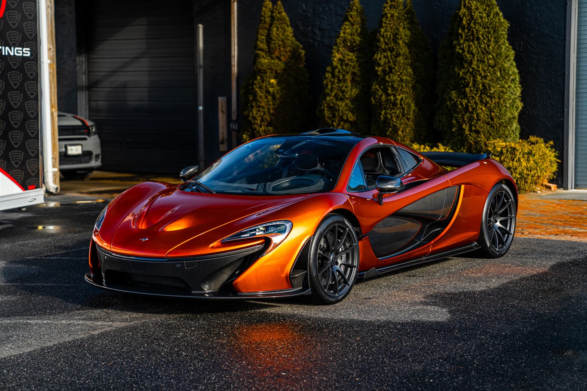 2014 McLaren P1