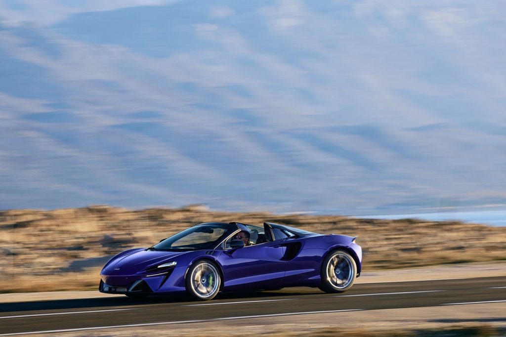 McLaren Artura Spider 