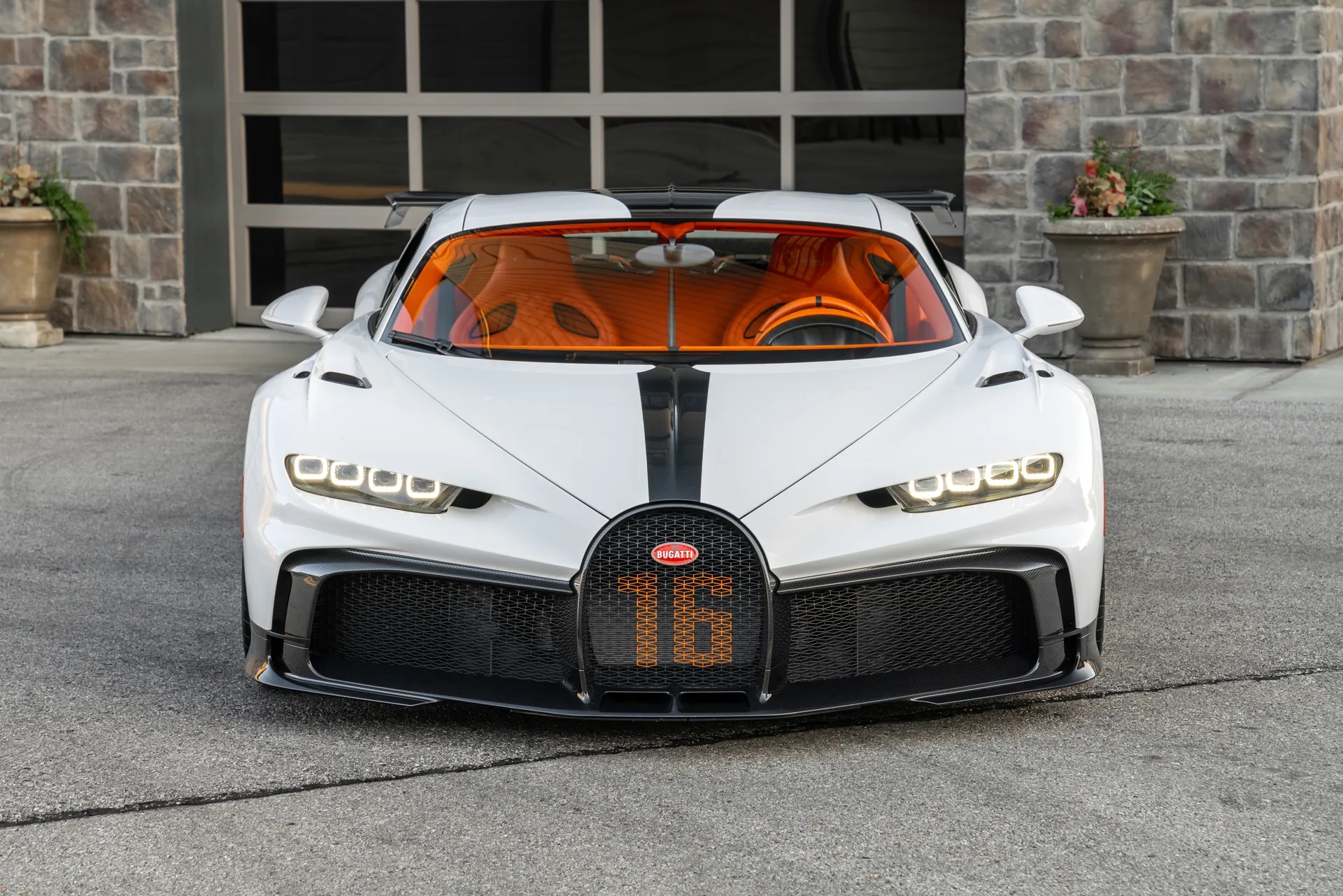 2022 Bugatti Chiron Pur Sport 5
